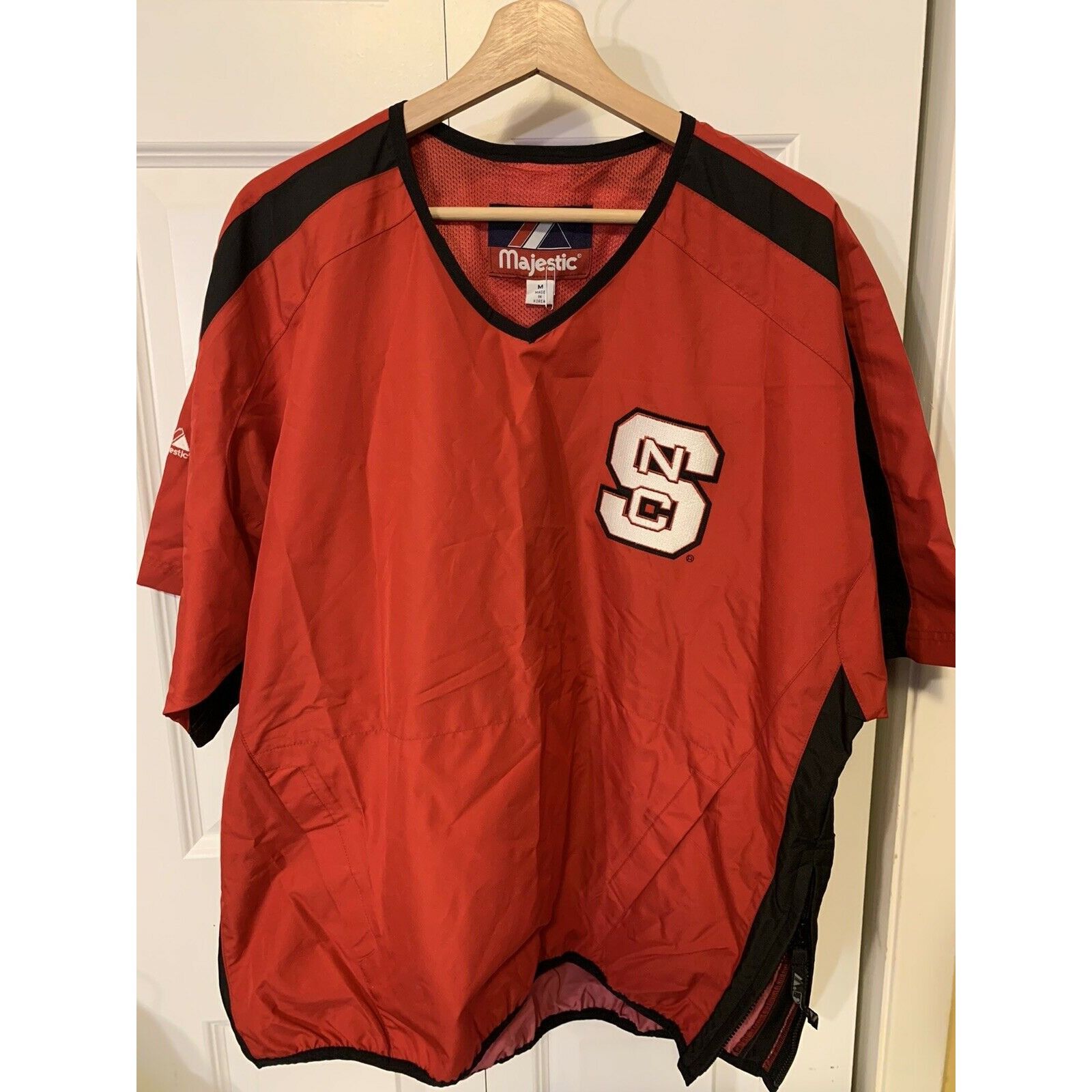 Majestic Majestic NC STATE Sz M BASEBALL WARM UP Pullover Side ZIP JA Size US M / EU 48-50 / 2 - 1 Thumbnail