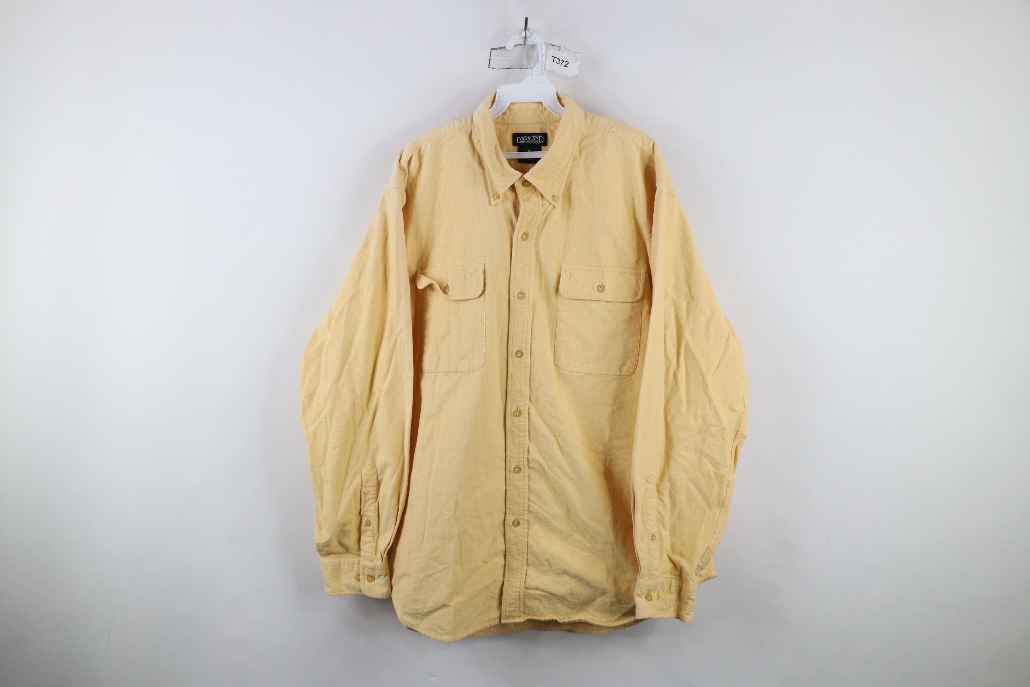 Lands' End × Vintage Vintage Lands End Cloth Collared Button Down Shirt Yellow Size US XL / EU 56 / 4 - 1 Thumbnail