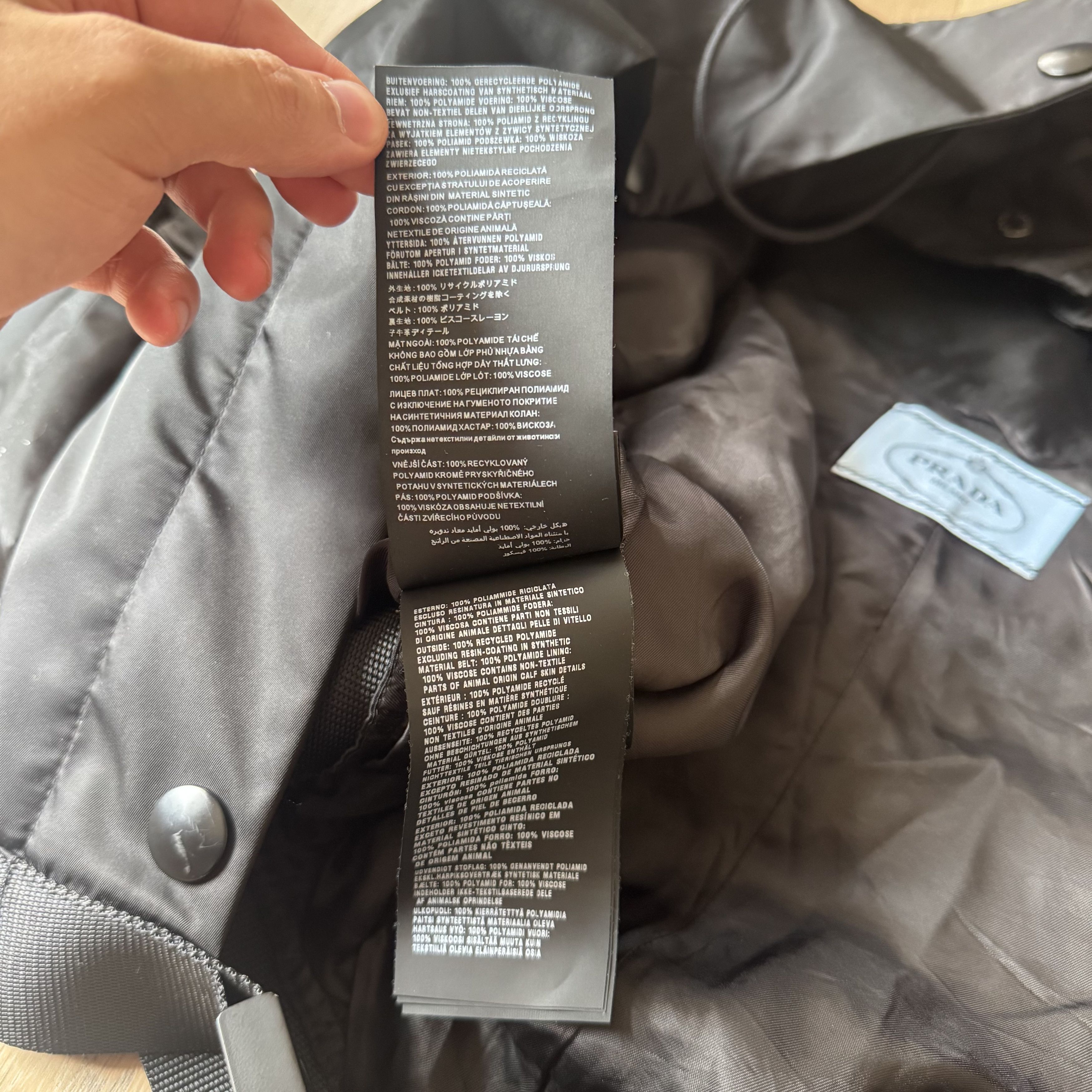 Prada Prada - Re-Nylon Gabardine Blouson Jacket - Black Size S / US 4 / IT 40 - 9 Thumbnail