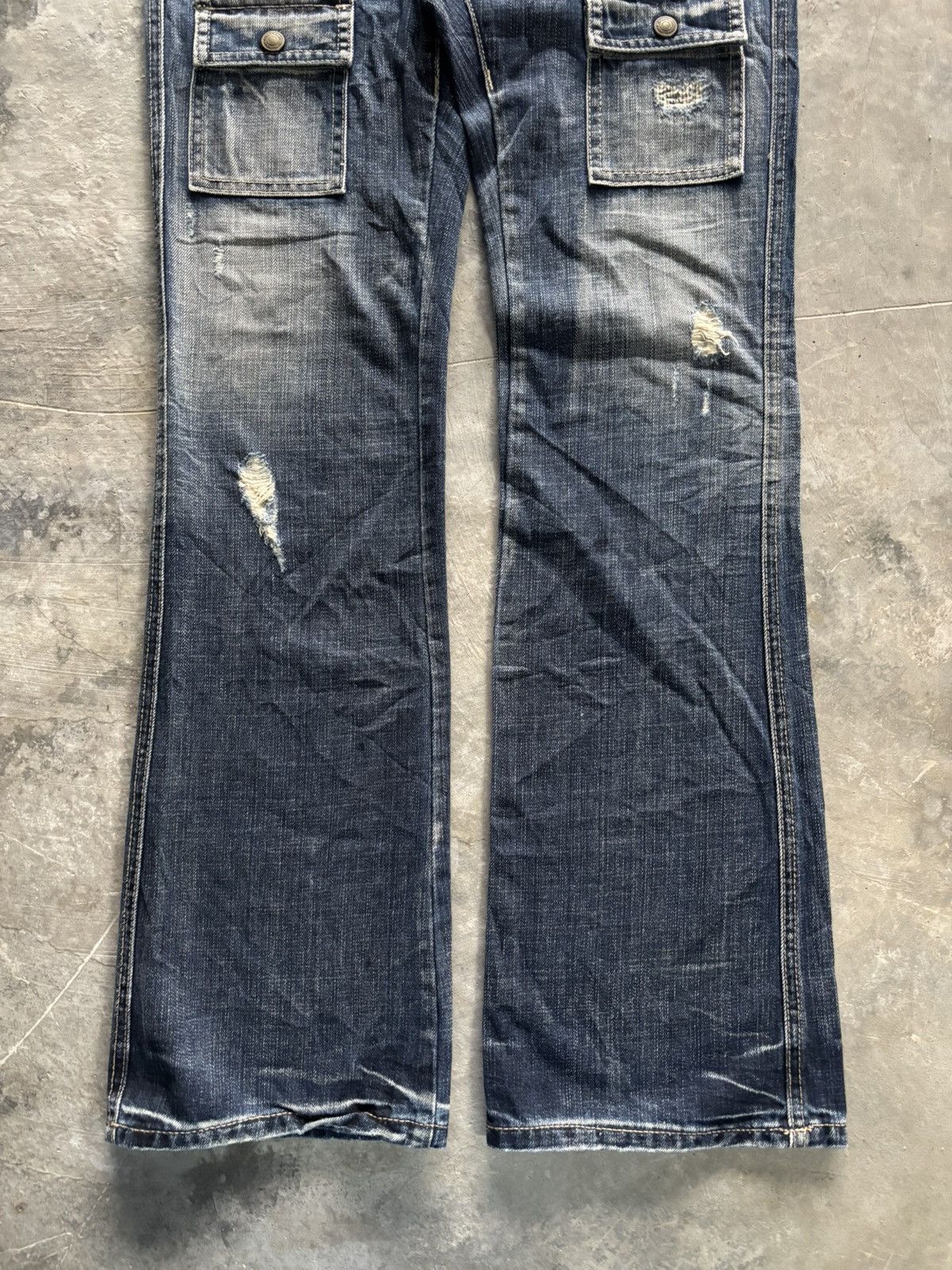 Hysteric Glamour FLARE EDGE RUPERT DISTRESSED JAPANESE DENIM MULTIPOCKET Size US 29 - 14 Thumbnail