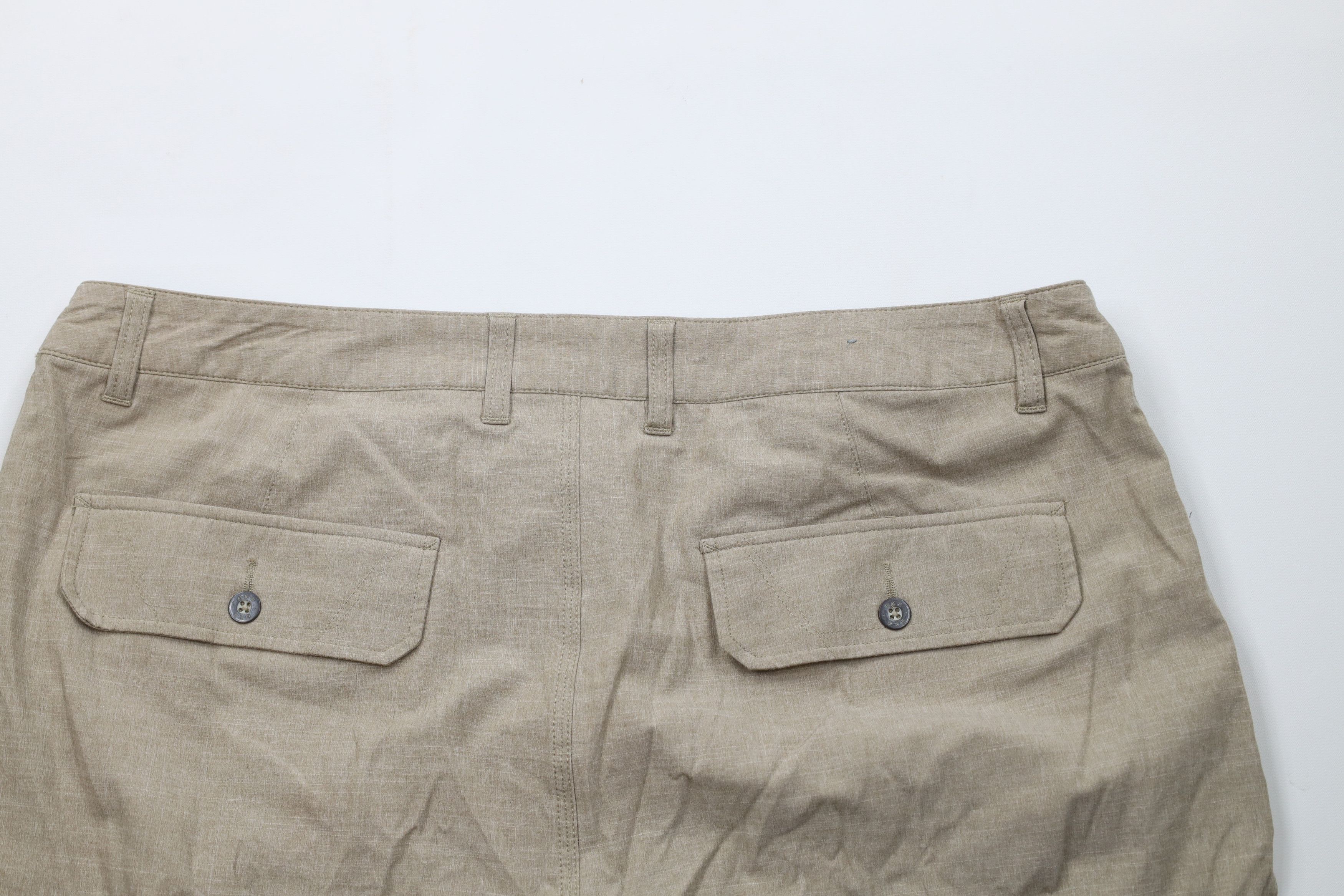 Vintage Buckle BKE Hybrid Chambray Stretch Cargo Shorts Beige Tan Size US 38 / EU 54 - 8 Thumbnail