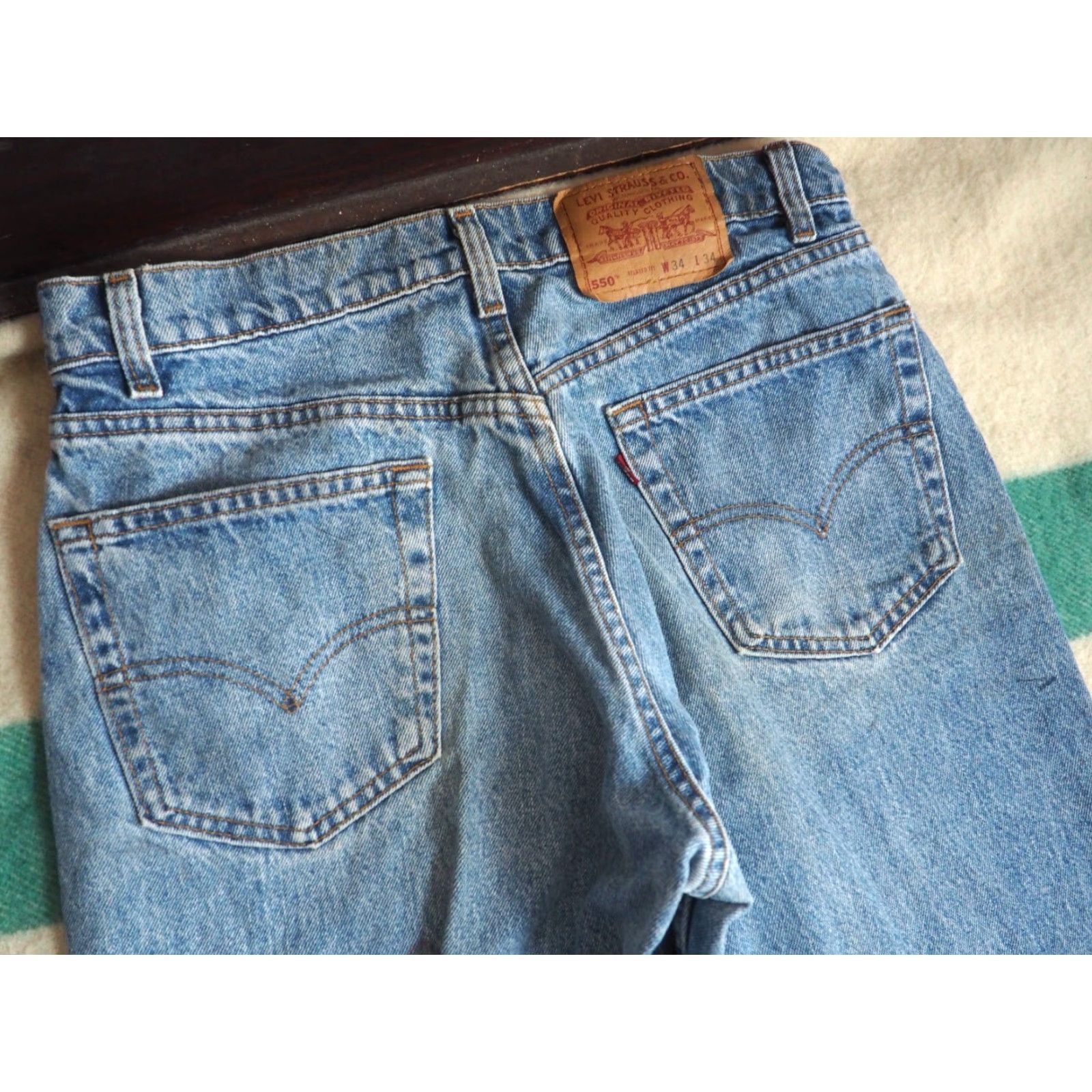 Levi's VTG 90s Levi's USA Made Denim Jeans 32x33 Grunge Blue 550 Relaxed Mens Jeans Pants Size US 32 / EU 48 - 4 Thumbnail