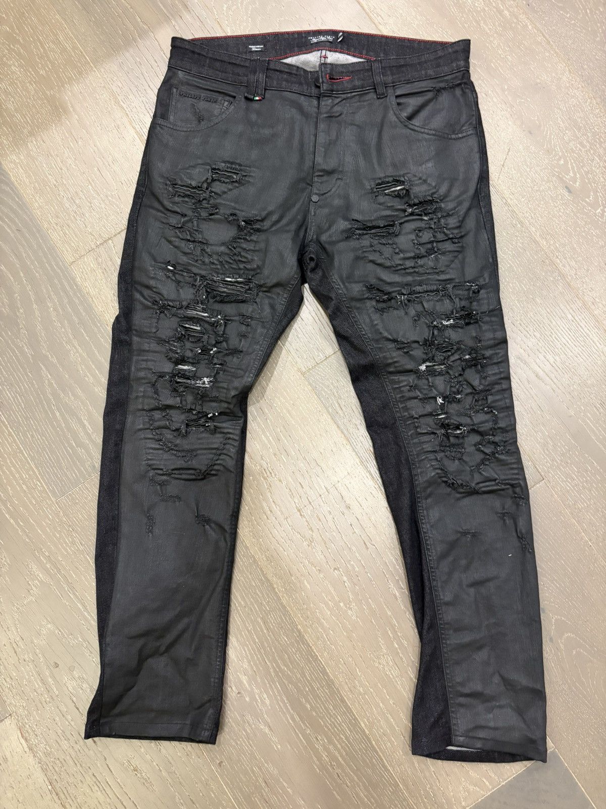 Philipp Plein Philipp Plein Distressed Waxed "Wet Black" Biker Jeans Size US 33 - 1 Thumbnail