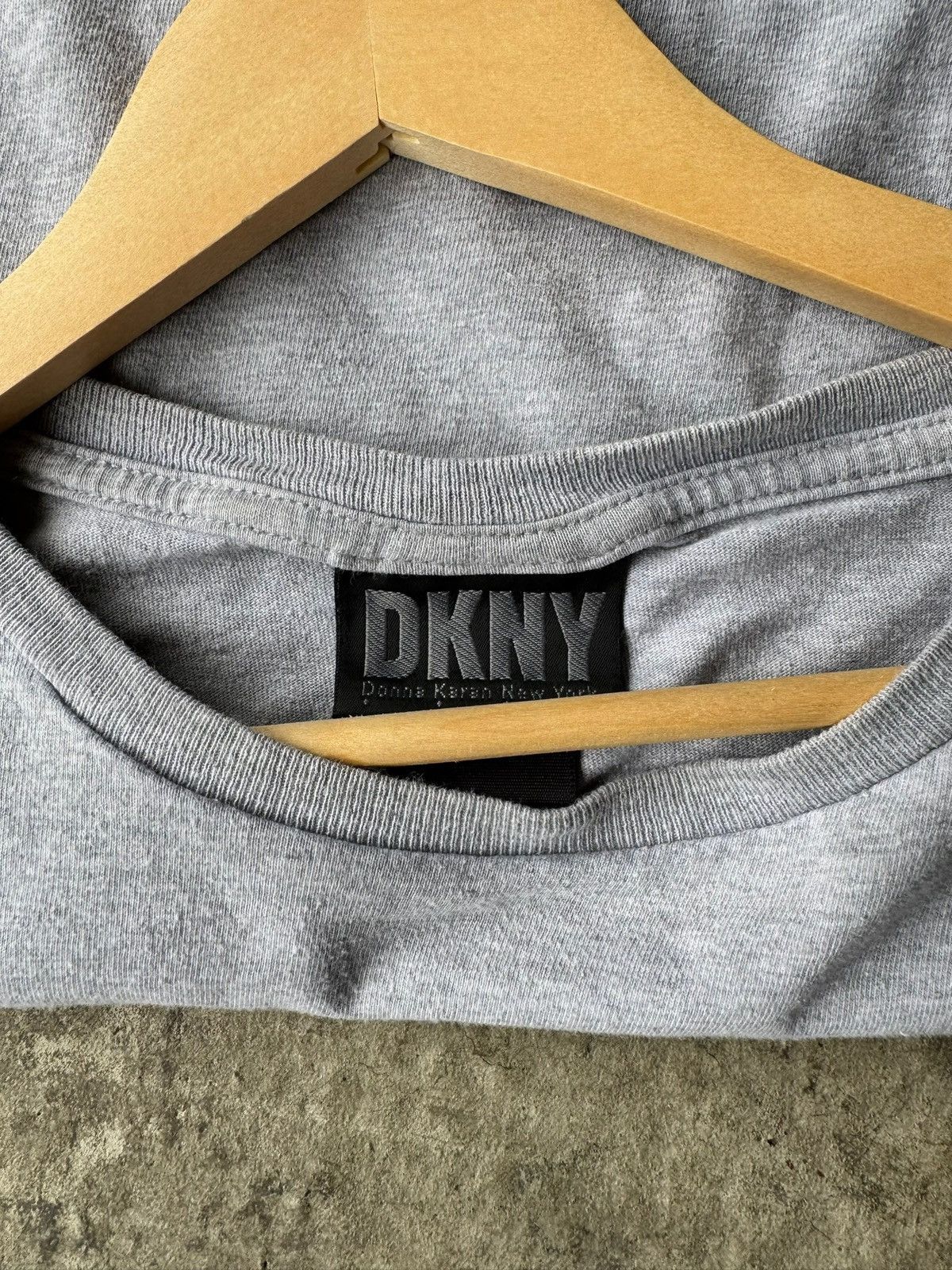 DKNY × Vintage Crazy Vintage Streetwear Y2K DKNY long sleeve Size US L / EU 52-54 / 3 - 6 Thumbnail