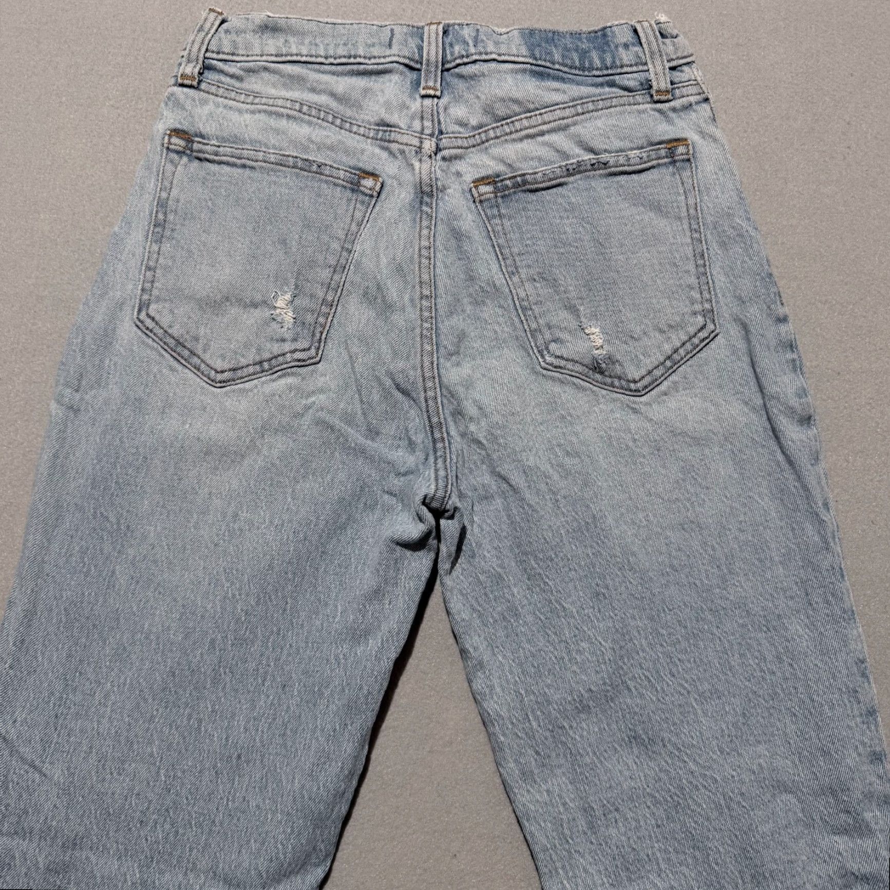 Abercrombie & Fitch Abercrombie & Fitch Jeans Women Blue 4 90s Ultra High Rise 90s Straight Denim Vintage: No Distressed Pockets Slit 30 in Inseam XS-XL Size 27" / US 4 / IT 40 - 4 Thumbnail