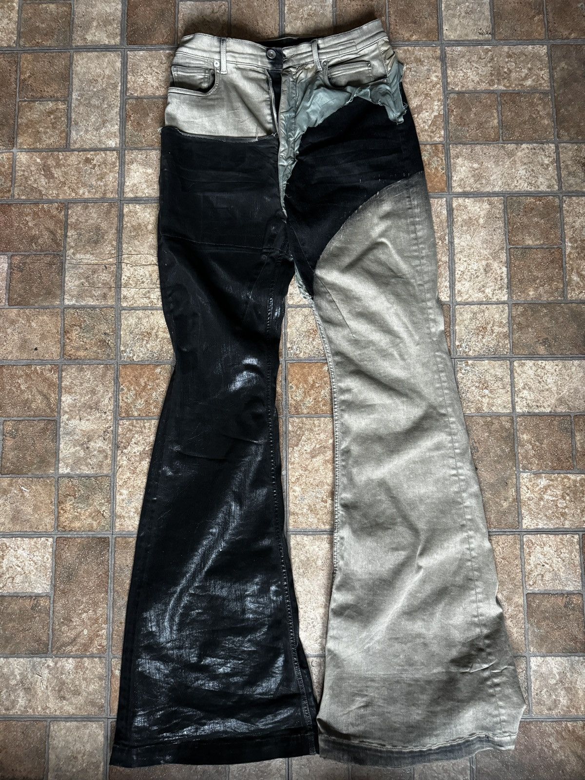 image of Rick Owens x Rick Owens Drkshdw Fw22 Strobe Mineral Pearl Bolan Bootcut Waxed Combo 30 in Mineral B