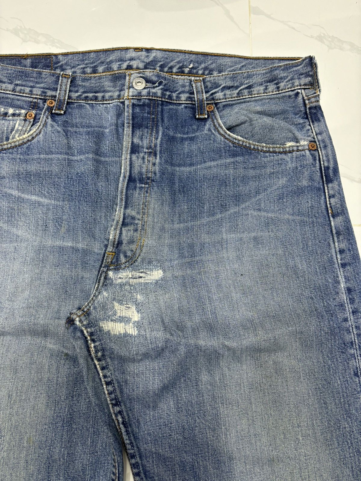 Levi's VINTAGE LEVIS 501 SPAIN BAGGY DISTRESSED DENIM JEANS Size US 35 - 9 Thumbnail