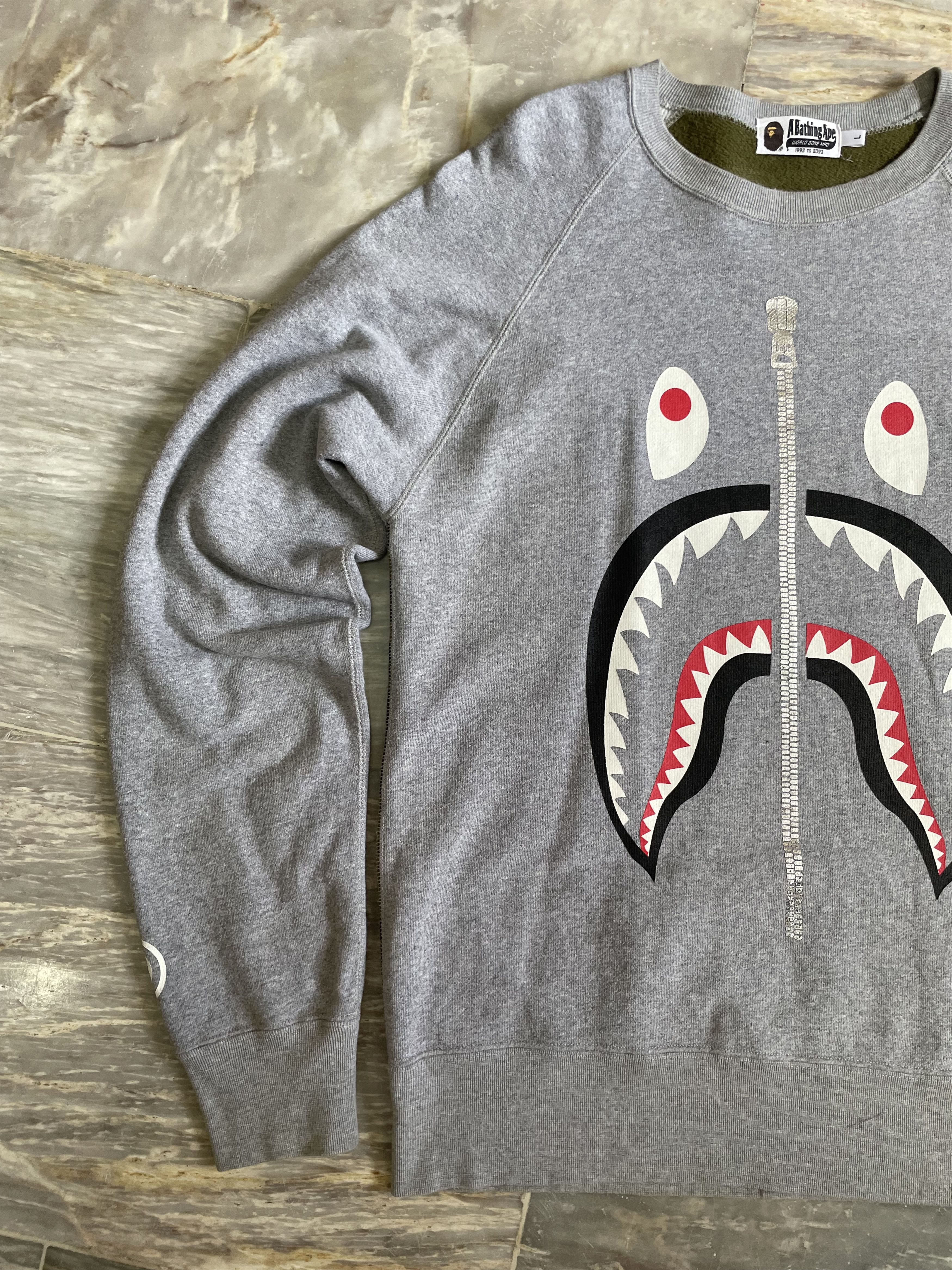 Bape A BATHING APE SHARK CREWNECK Size US L / EU 52-54 / 3 - 2 Thumbnail