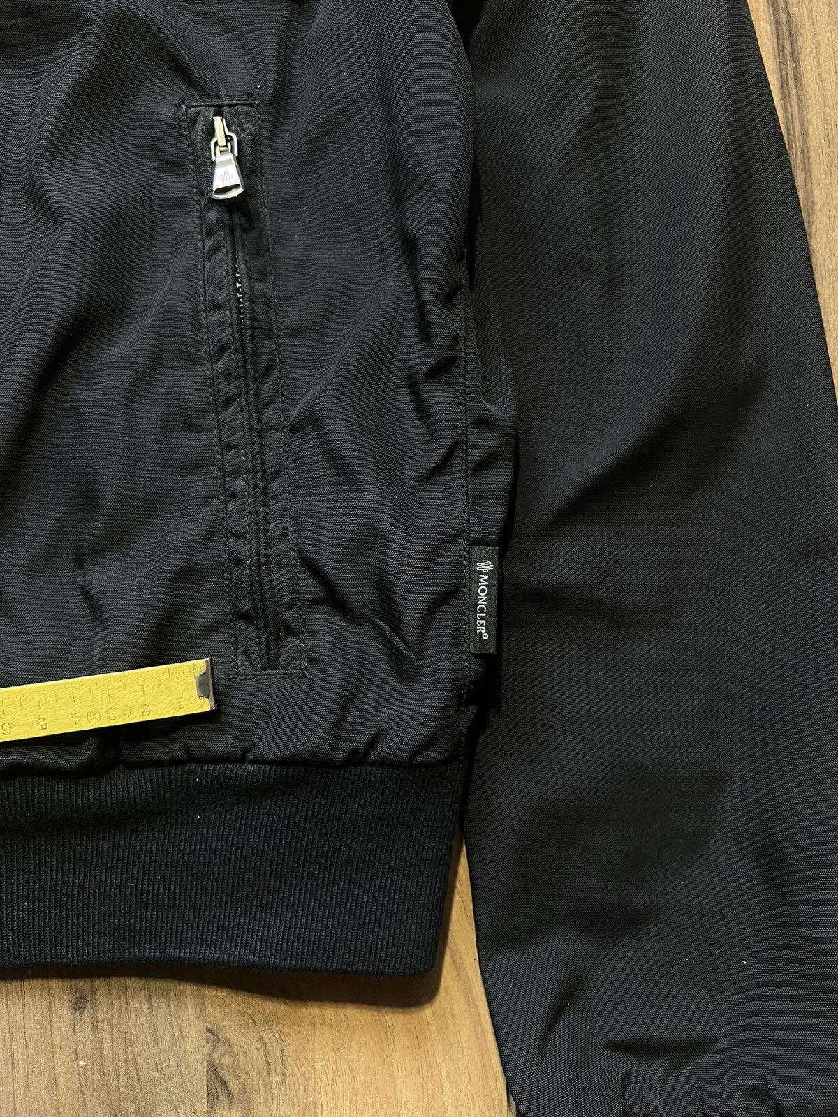 Moncler Moncler Roux Light Jacket Bomber Size US S / EU 44-46 / 1 - 9 Thumbnail