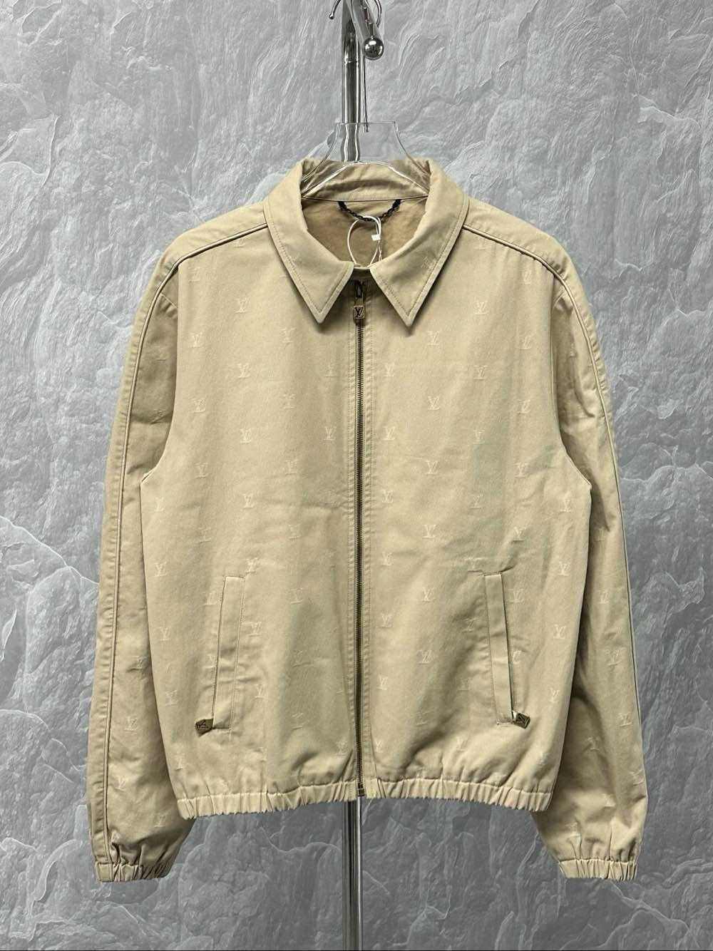 Louis Vuitton Louis Vuitton Monogram Zip-Up Jacket Size L Size US L / EU 52-54 / 3 - 1 Thumbnail
