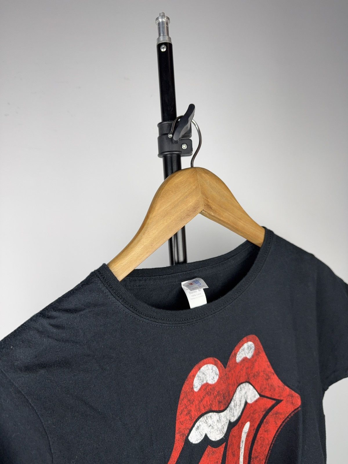 The Rolling Stones 2009 The Rolling Stones Tongue Logo Distressed Y2K T-Shirt Size M / US 6-8 / IT 42-44 - 7 Thumbnail