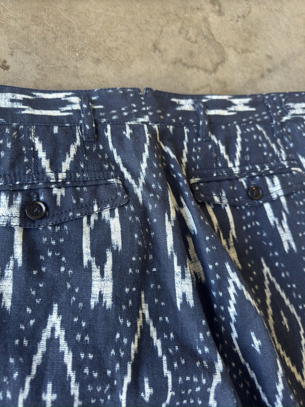 Burberry SS 2012 Burberry NWT Indigo White Ikat Tri Blend Pants Size US 36 / EU 52 - 12 Thumbnail