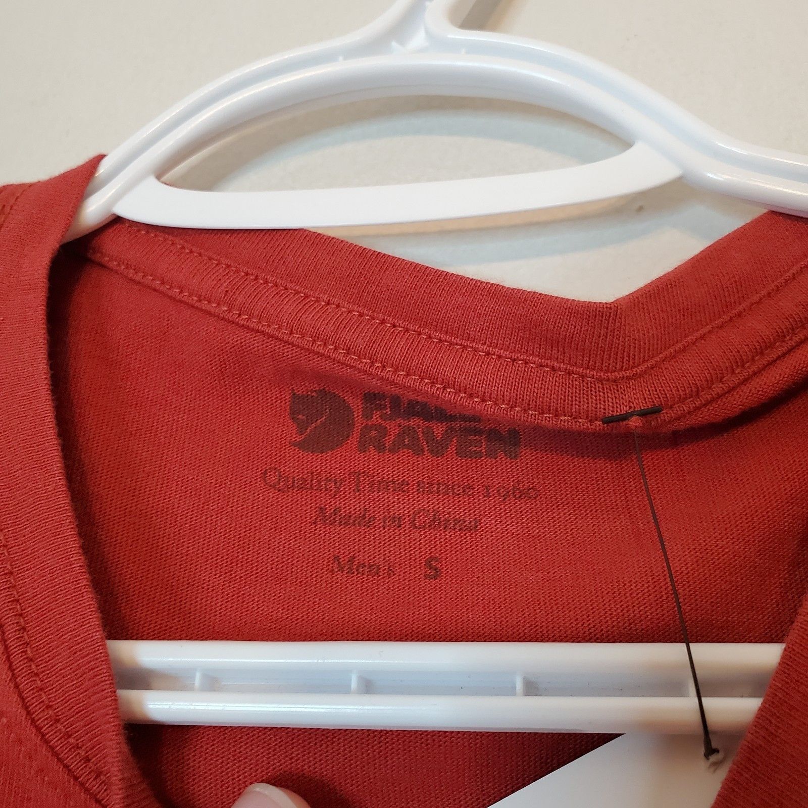 Fjallraven Fjallraven Logo Spell Out Graphic Shirt Red Size S Size US S / EU 44-46 / 1 - 4 Thumbnail