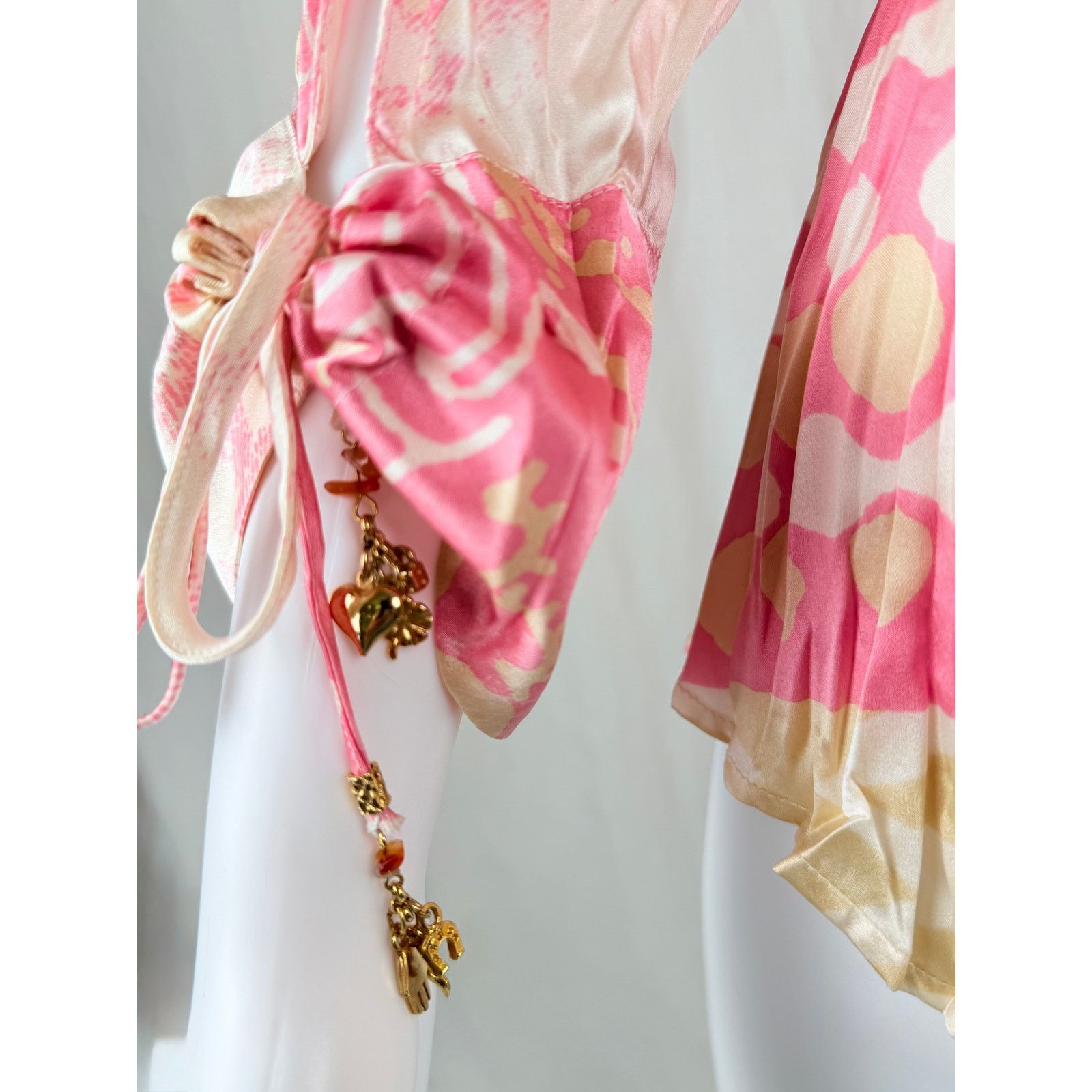 Roberto Cavalli Y2K Roberto Cavalli vintage silk charm blouse size S Size S / US 4 / IT 40 - 3 Thumbnail