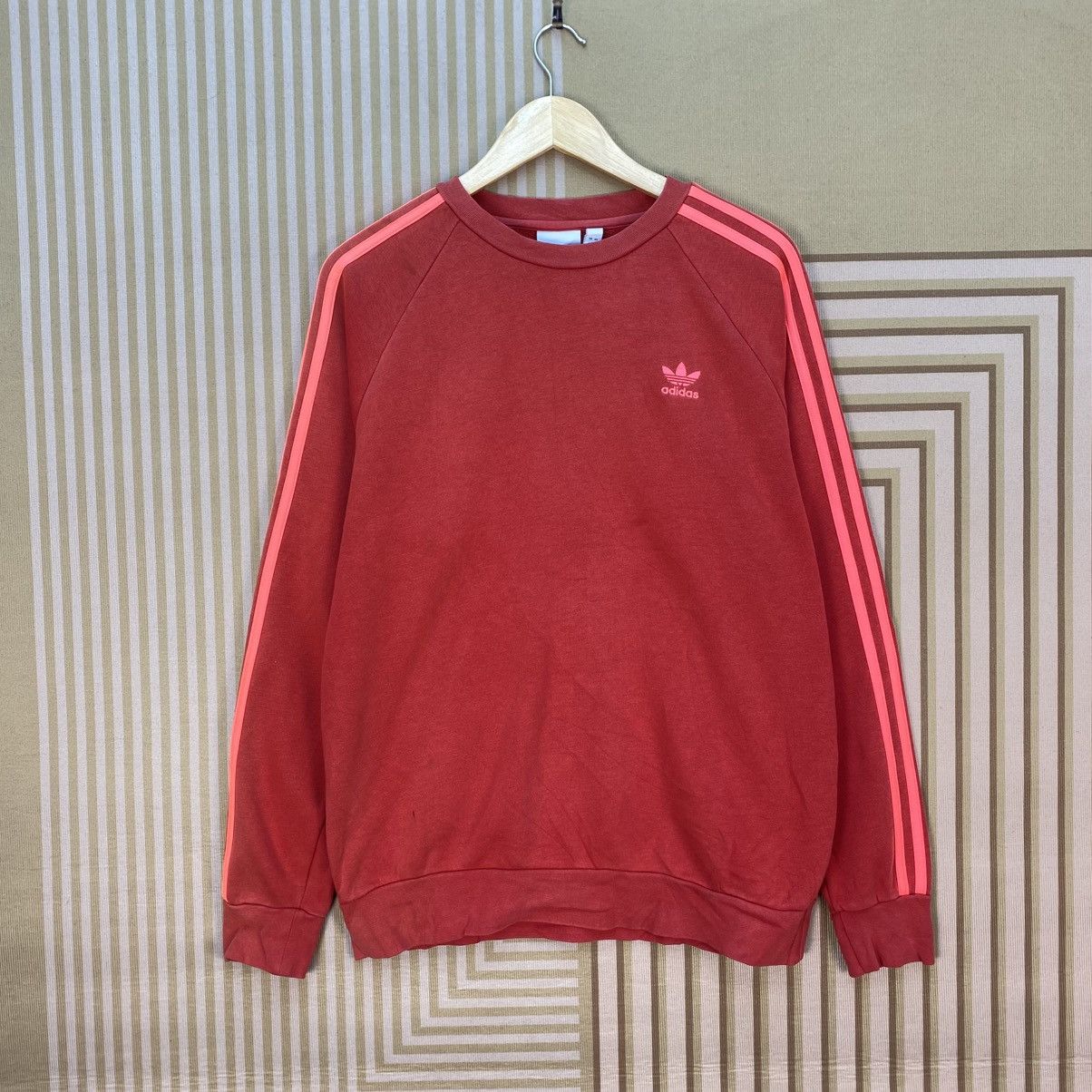 Adidas 🫶Y2k adidas Crewneck 3 stripe Trefoils Logo Sweatshirt Size US M / EU 48-50 / 2 - 1 Thumbnail