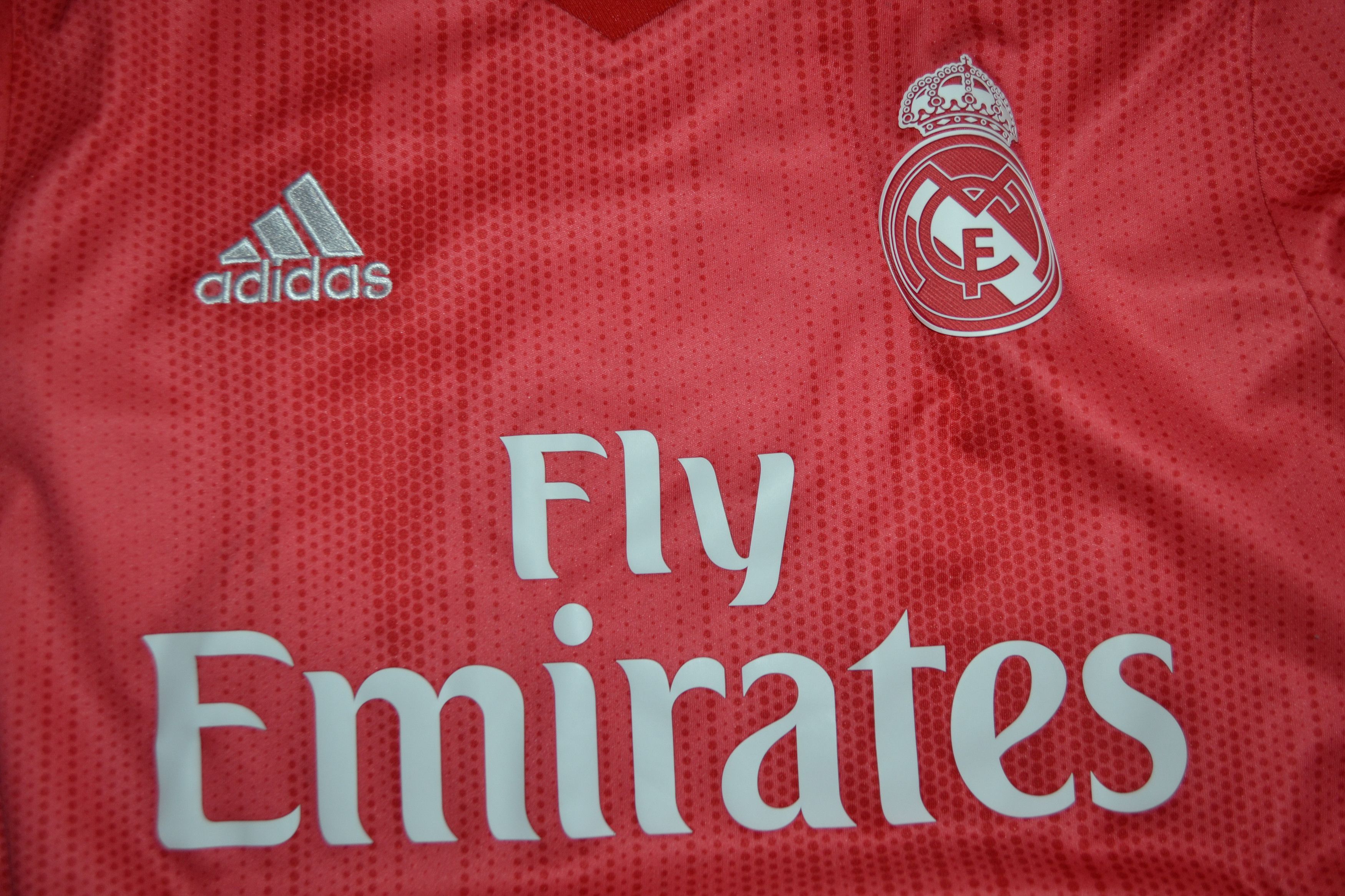 Adidas Real Madrid Third Kit 2018 2019 Shirt Soccer Jersey Size US S / EU 44-46 / 1 - 4 Thumbnail