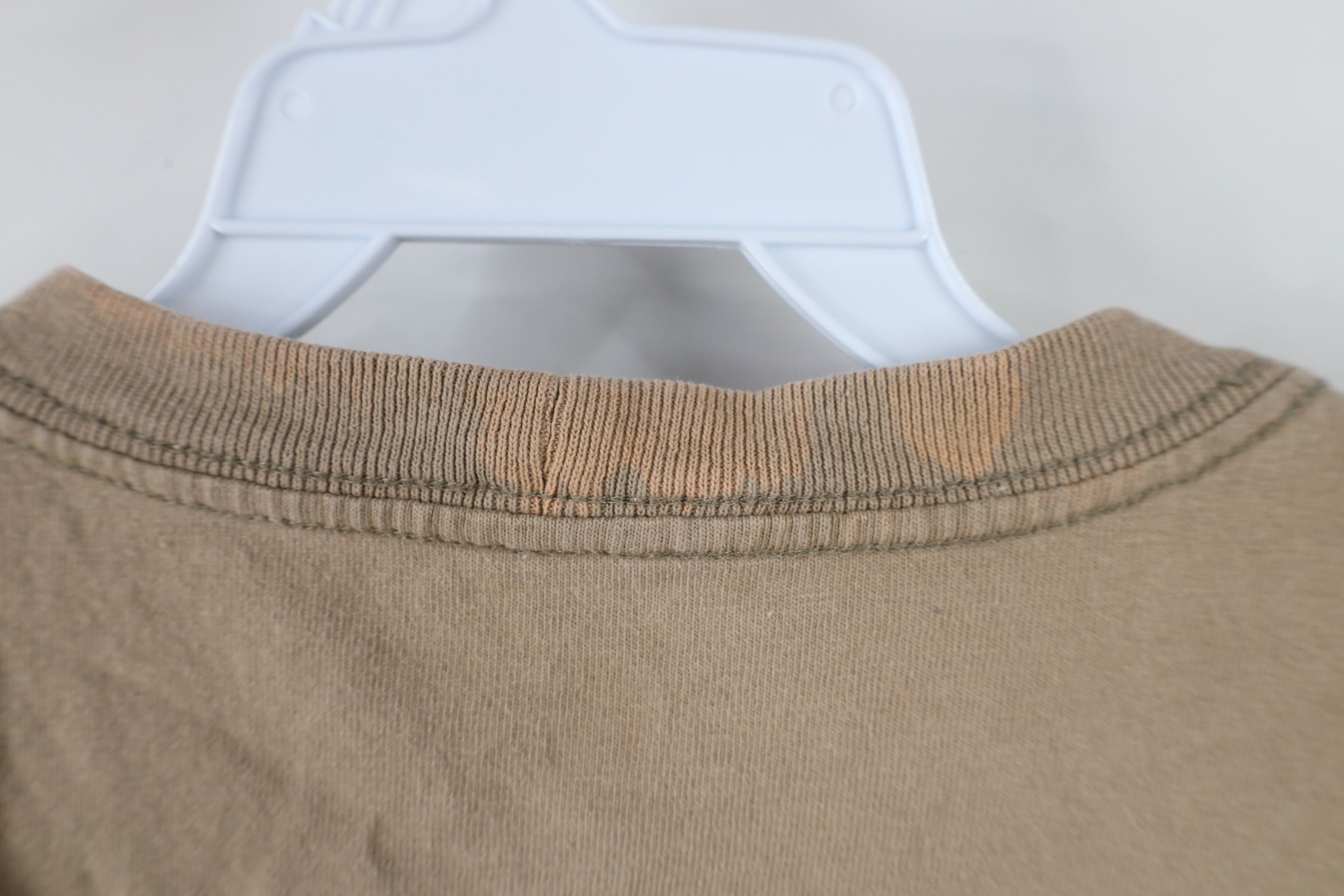 Carhartt × Vintage Vintage Y2K Carhartt Spell Short Sleeve Pocket T-Shirt Tan Size US S / EU 44-46 / 1 - 9 Thumbnail