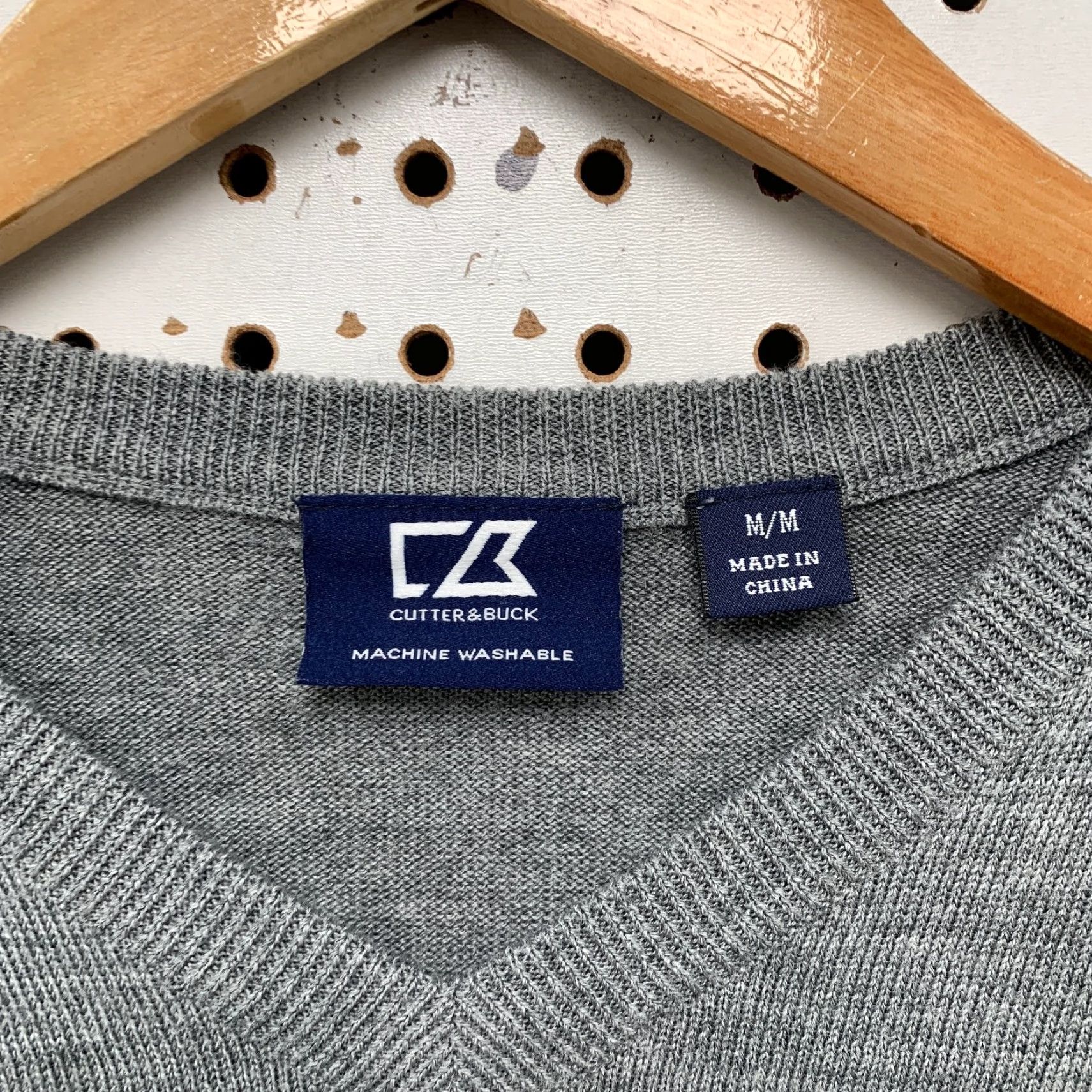Cutter & Buck Cutter Buck Merino Wool Sweater Mens Medium Gray V-Neck Golf Preppy Pullover Size US M / EU 48-50 / 2 - 3 Thumbnail