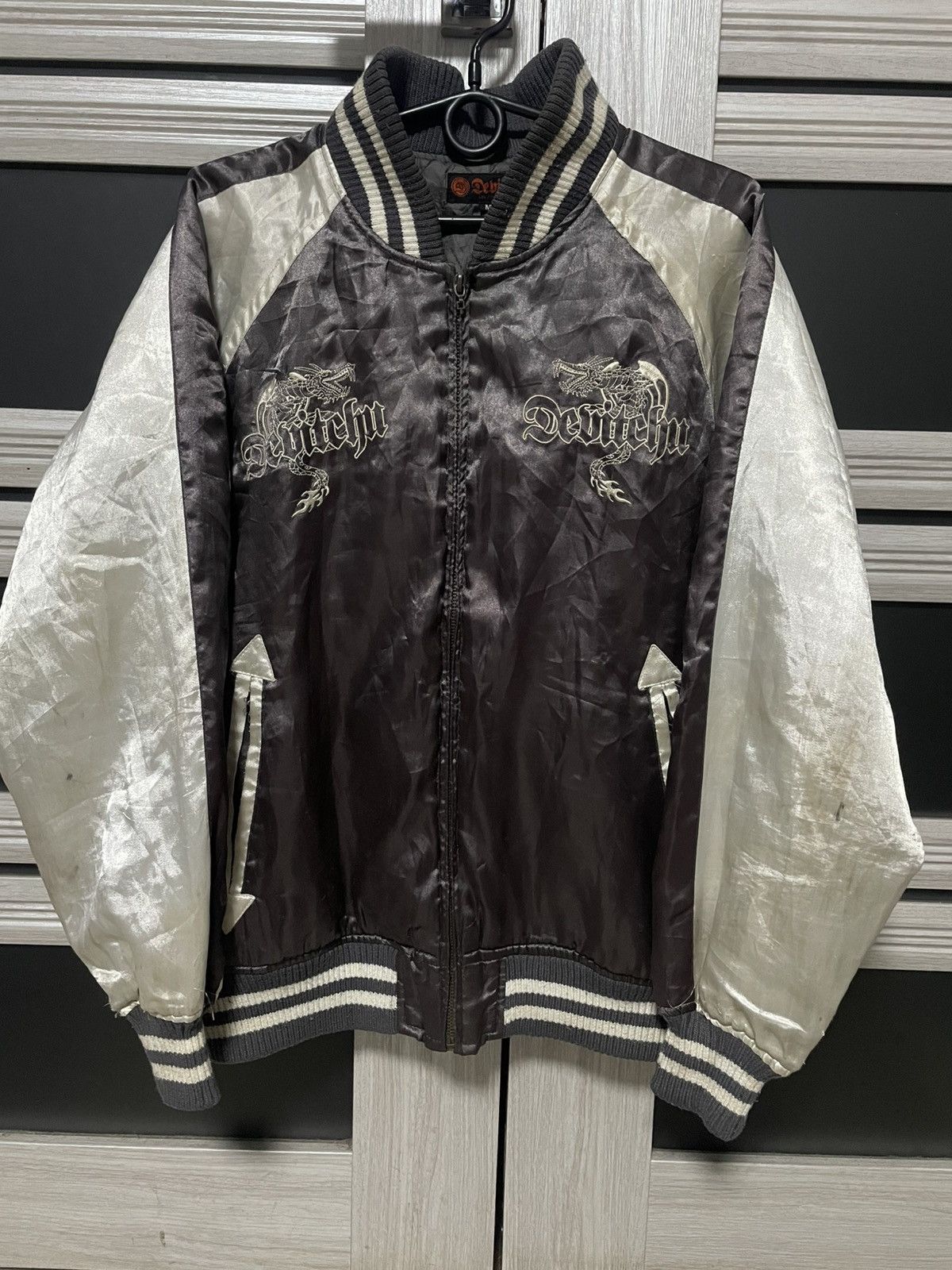 Japanese Brand × Vintage Vintage Devitchu Los Angeles Embroidered Dragon Jacket Y2K Size US M / EU 48-50 / 2 - 1 Thumbnail