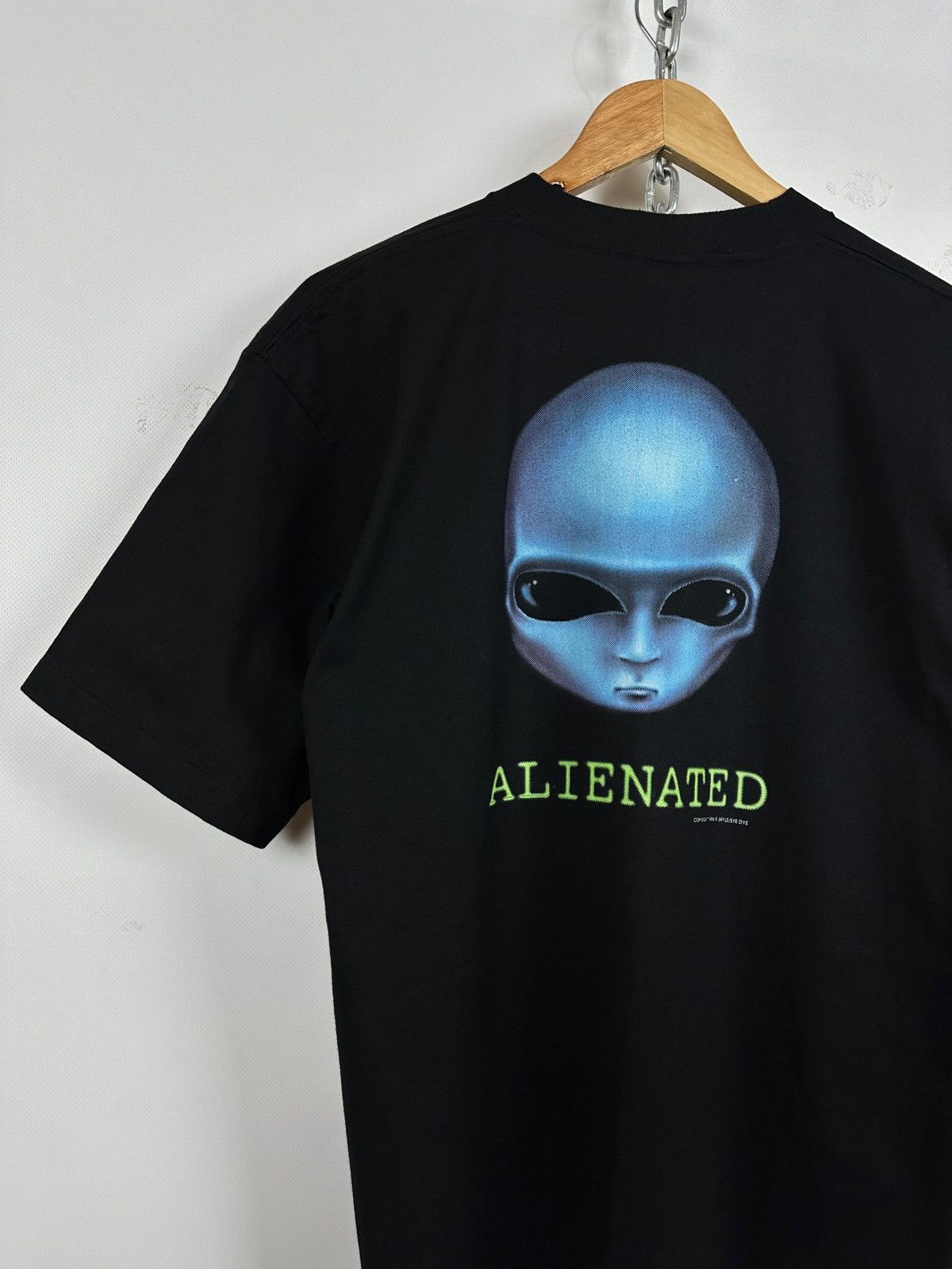 Alien Workshop 1996 Vintage Alien Workshop Alienated Single Stitch T-Shirt Size US L / EU 52-54 / 3 - 19 Thumbnail