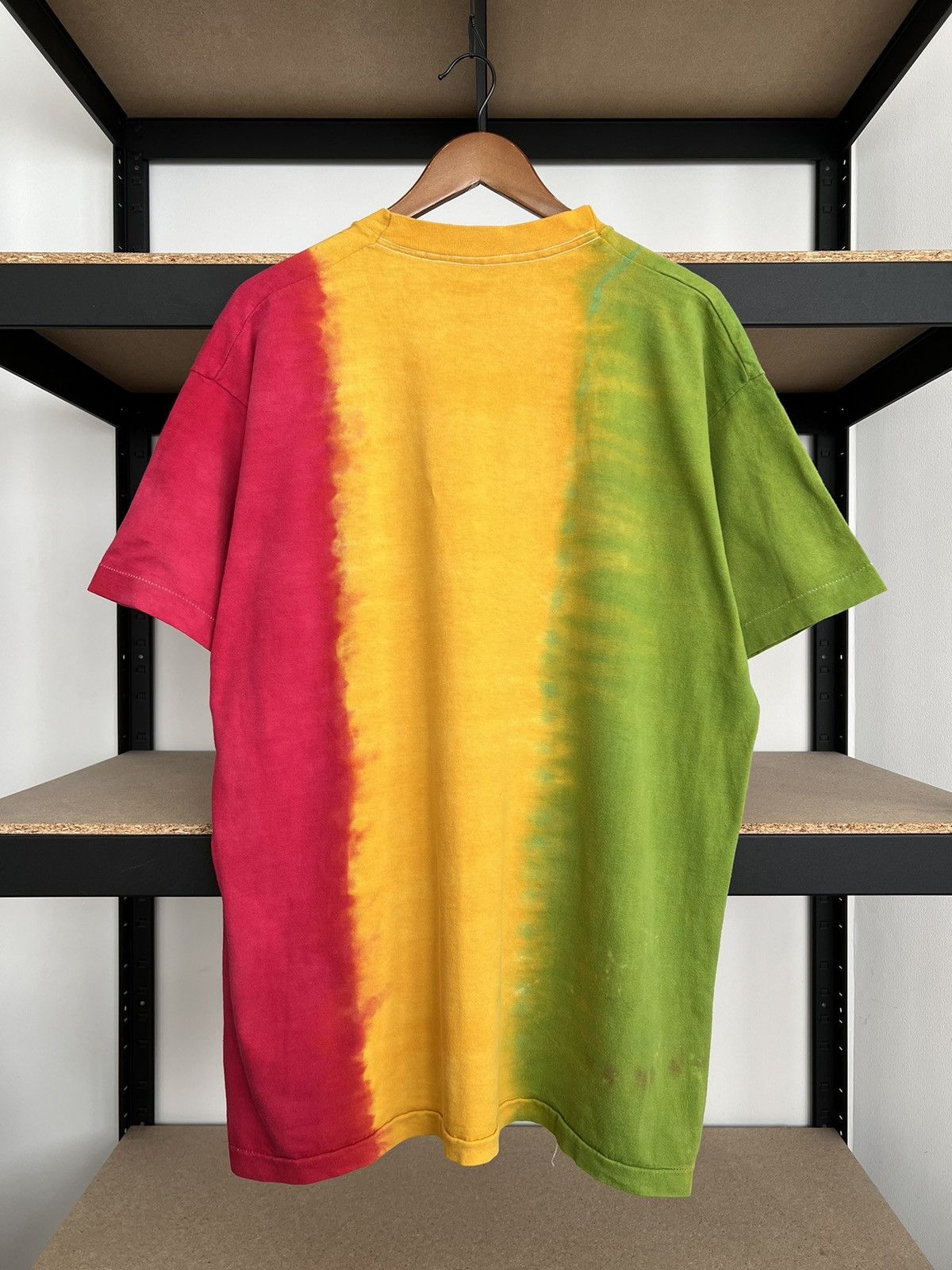 Band Tees Vintage 90s Bob Marley Who Feels It Jamaica Tie Dye T-shirt Size US XXL / EU 58 / 5 - 2 Thumbnail