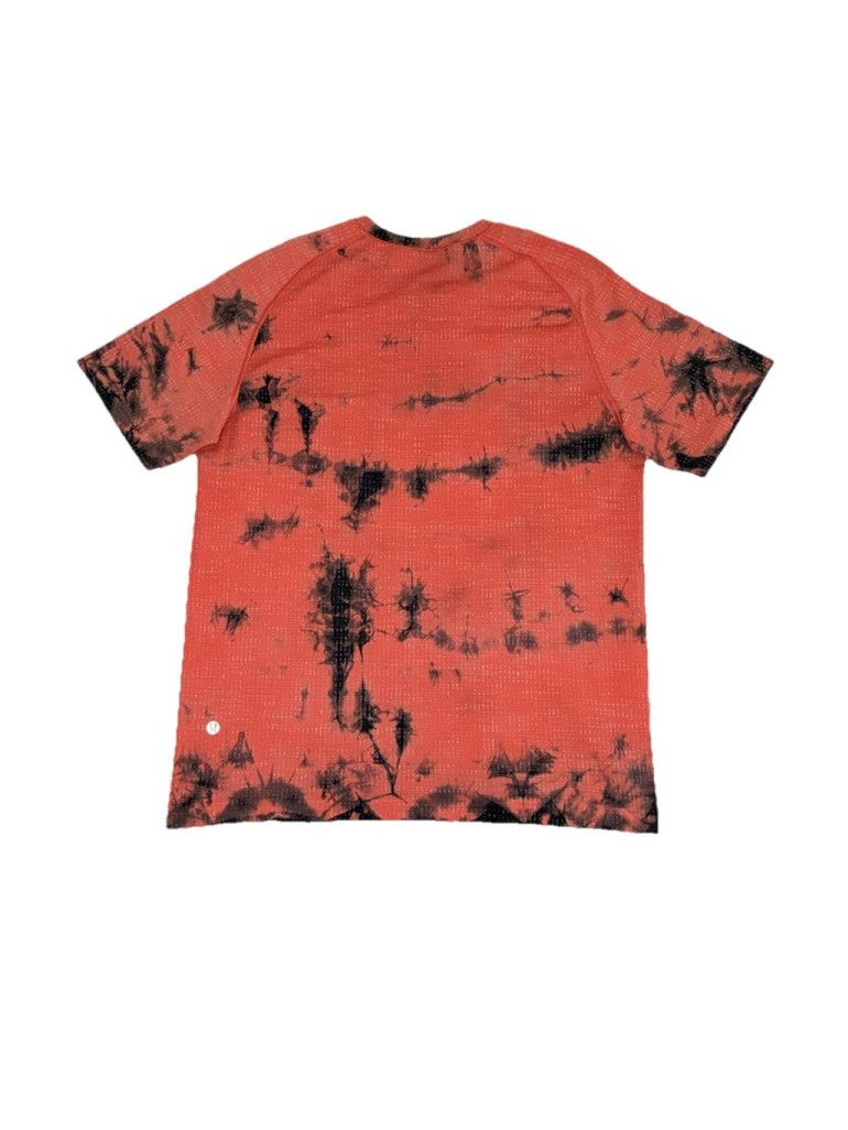 Lululemon LULULEMON METAL VENT SHORT SLEEVE ORANGE BLACK SIZE MEDIUM Size US M / EU 48-50 / 2 - 6 Thumbnail
