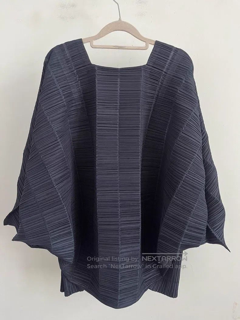 Issey Miyake Issey Miyake Black Long Sleeve Top Size L / US 10 / IT 46 - 2 Thumbnail
