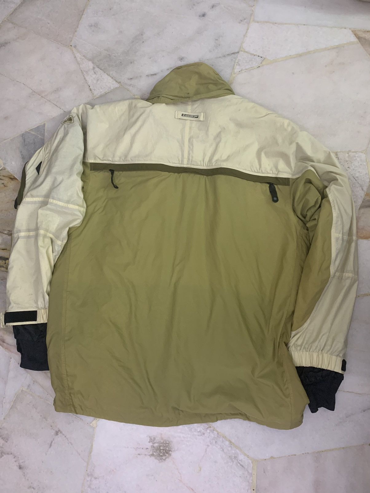 Nike ACG NIKE ACG 3 OUTER LAYER COUCHE EXTERNE Size US XL / EU 56 / 4 - 5 Thumbnail