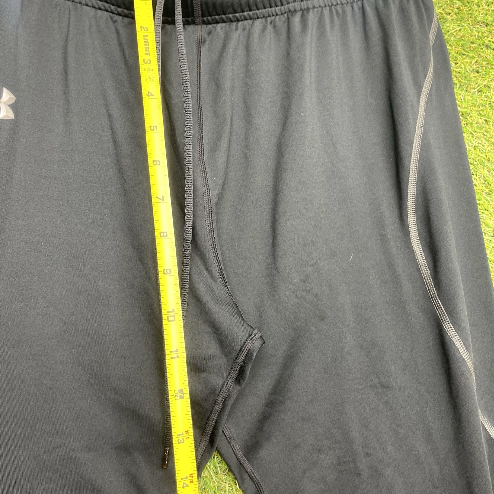 Under Armour VINTAGE Under Armour Cold Gear Pants Mens XL Tights Black Base Layer Fitted Hike Size US 36 / EU 52 - 4 Thumbnail