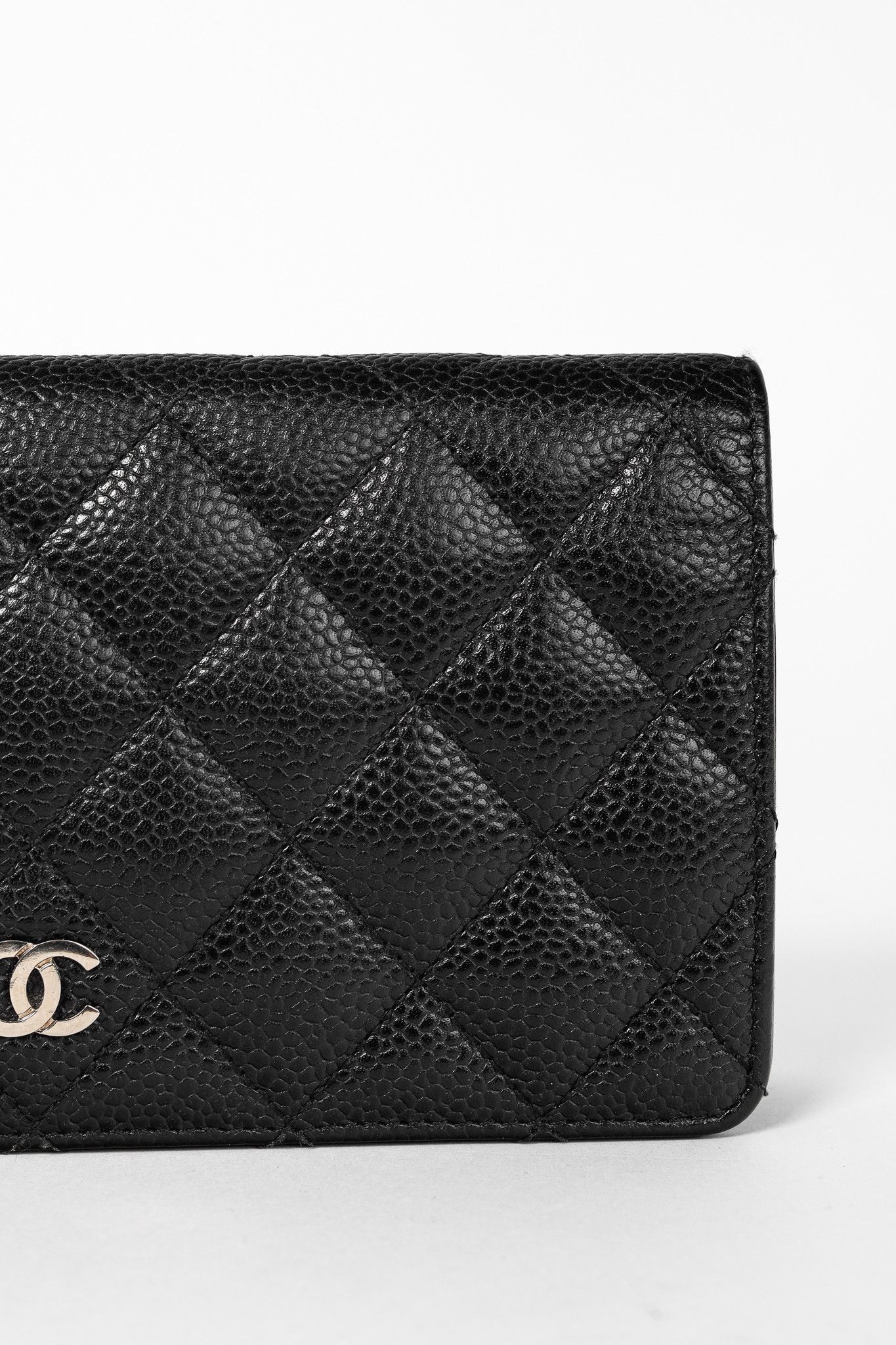 Chanel Chanel Black Caviar Leather Quited L-Yen Wallet Size ONE SIZE - 5 Thumbnail