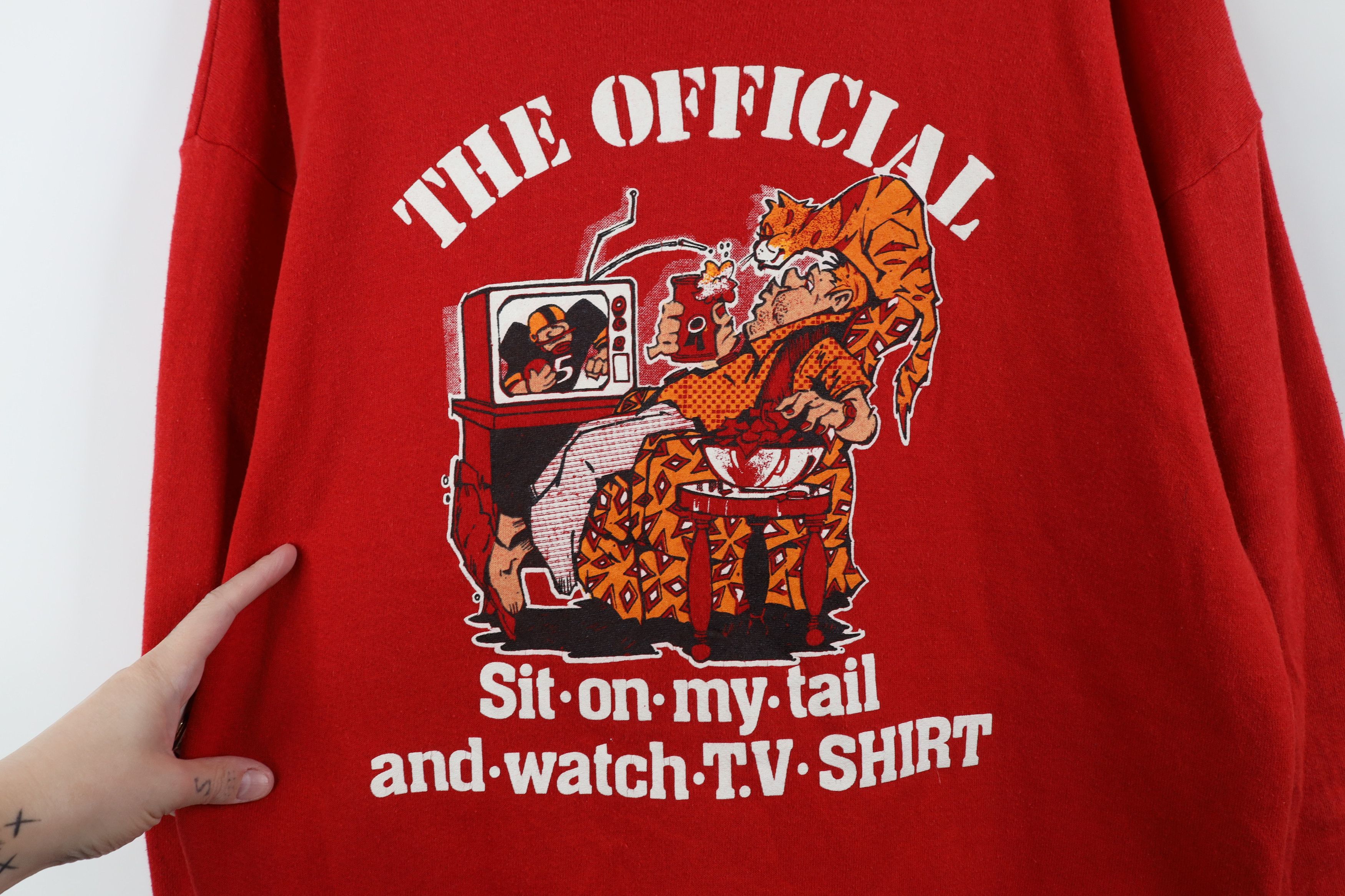 Vintage Vintage 90s Sit On My Tail Sports Cat Sweatshirt Red USA Size US XL / EU 56 / 4 - 4 Thumbnail