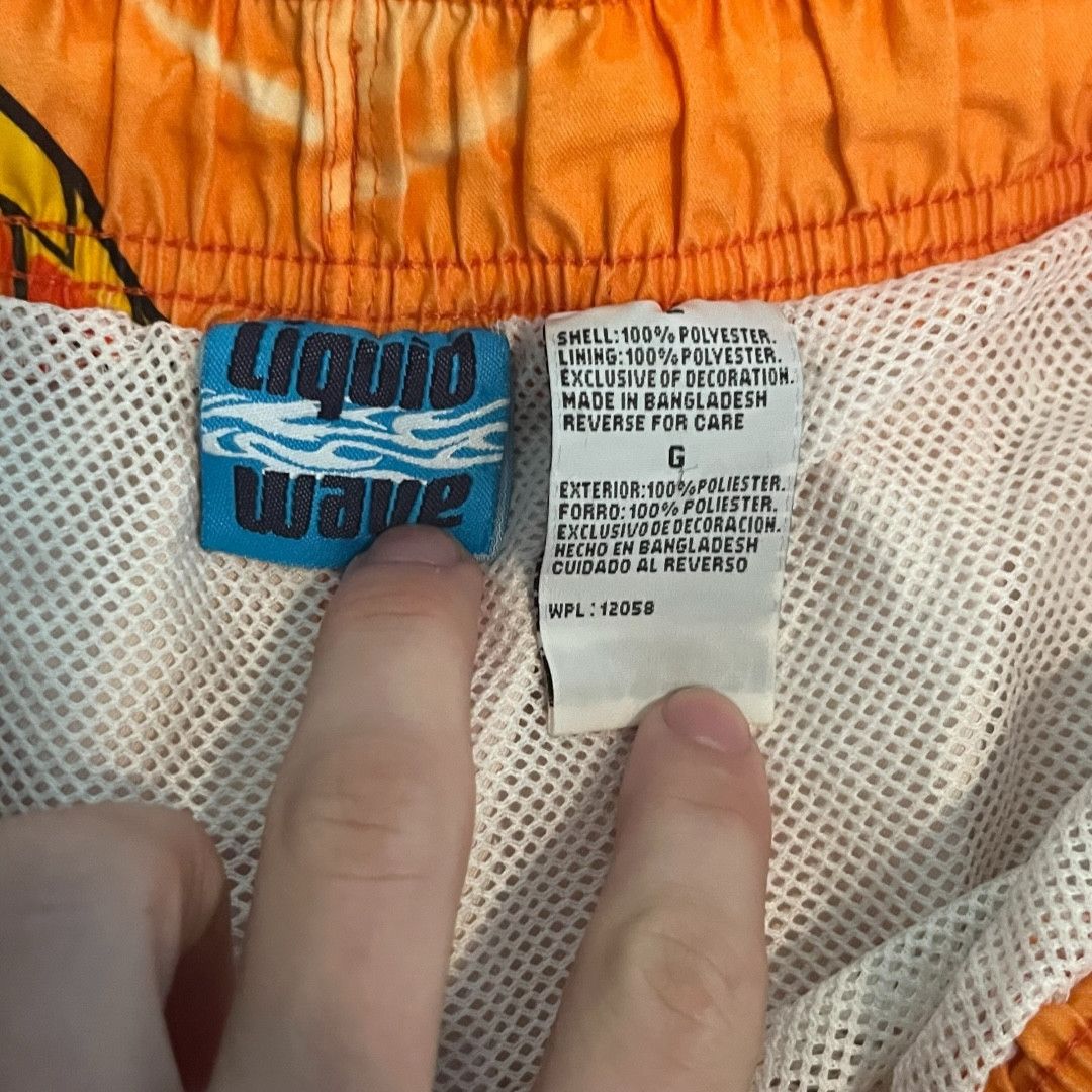 Vintage VINTAGE Y2k Liquid Wave Dragon AOP Shorts Size US 34 / EU 50 - 2 Thumbnail