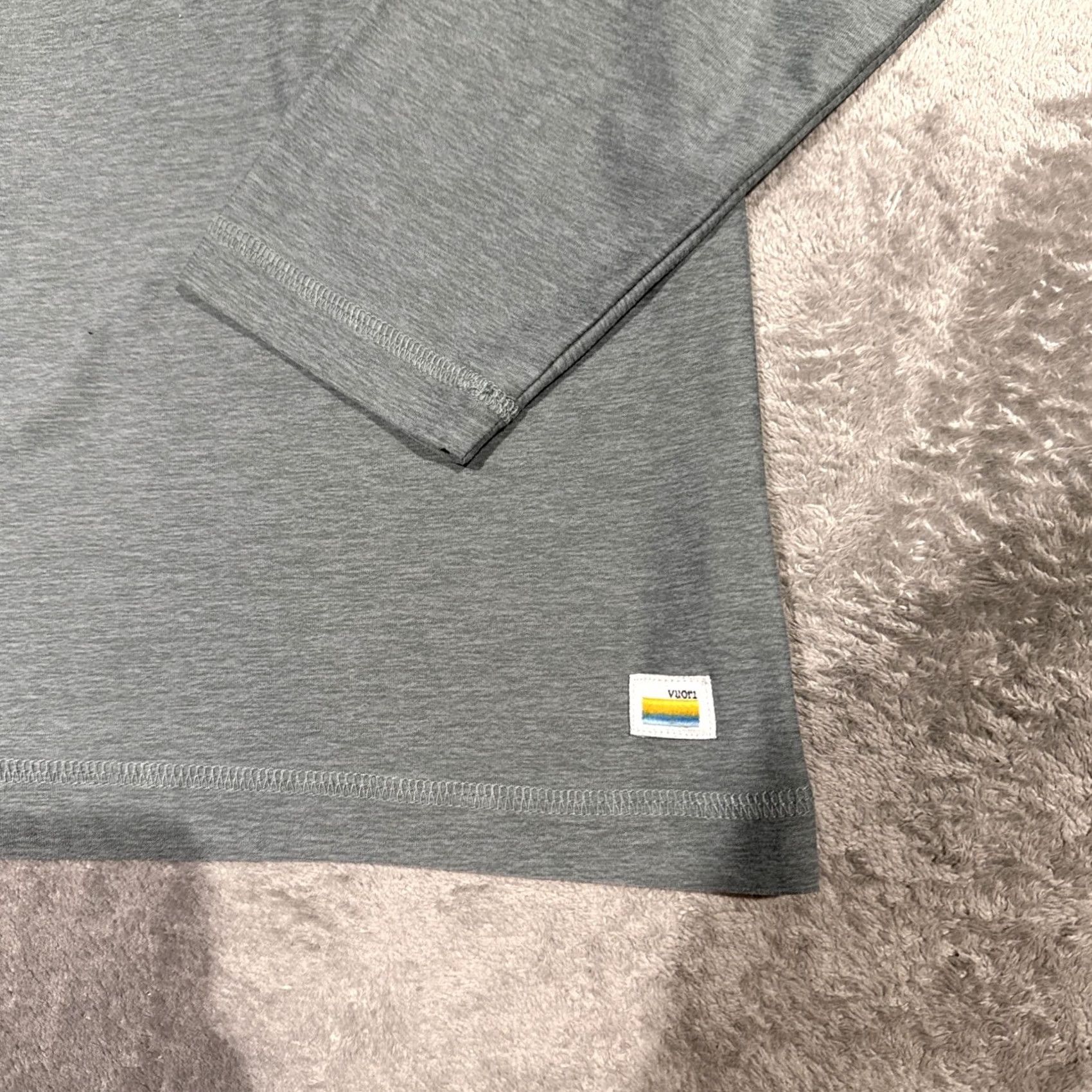 Vuori Vuori Shirt Mens Large Strato Tech Tee Heather Light Green Crew Neck Workout Cross Training Running Gym & Training Walking Size US L / EU 52-54 / 3 - 3 Thumbnail