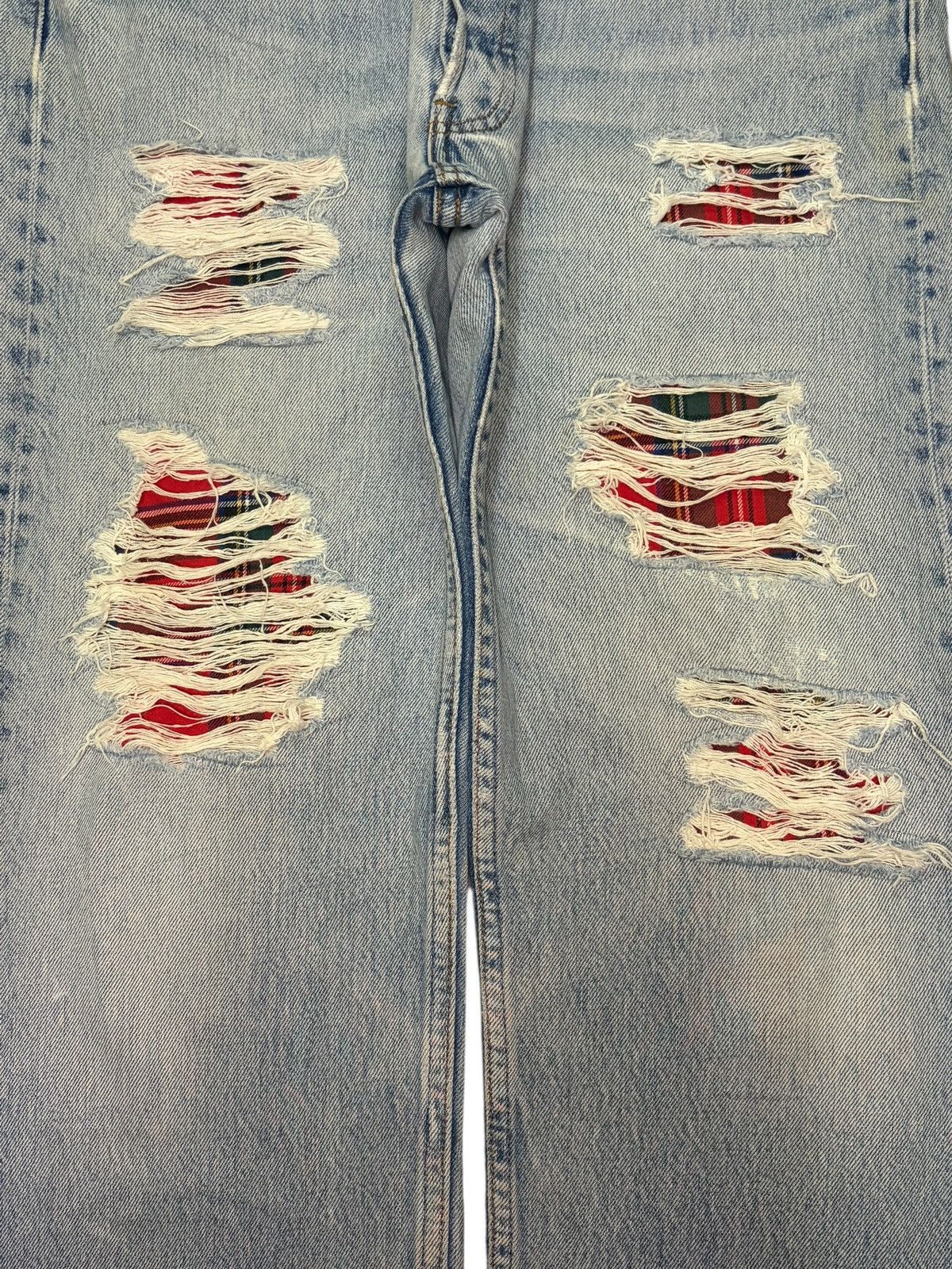 Levi's Vintage 90s Levis 501 Faded Wash Distressed Jeans Size US 32 / EU 48 - 3 Thumbnail