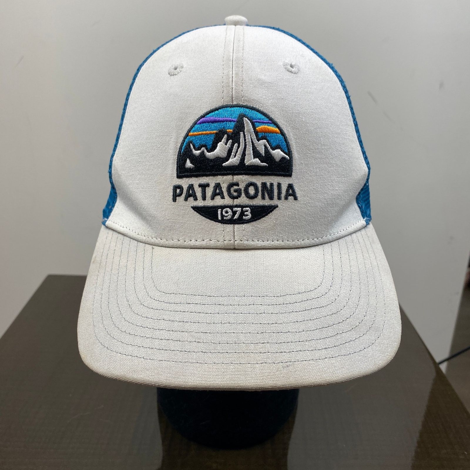 Patagonia Patagonia Fitz Roy Scope LoPro Mesh Trucker Hat Adjustable Size ONE SIZE - 2 Thumbnail