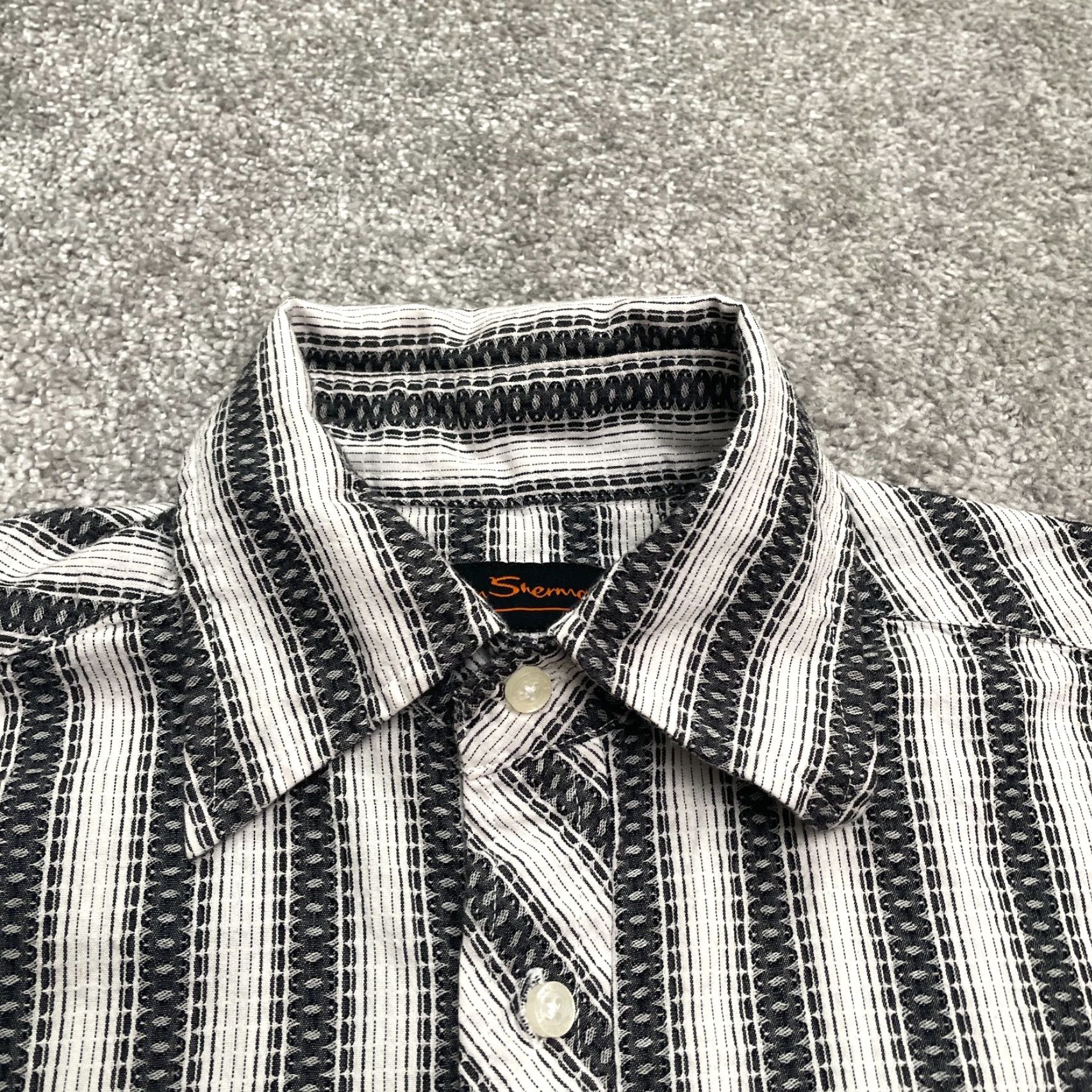 Ben Sherman Ben Sherman Seersucker Shirt Men’s Medium White/Black Striped Cotton Button-Down Size US M / EU 48-50 / 2 - 3 Thumbnail