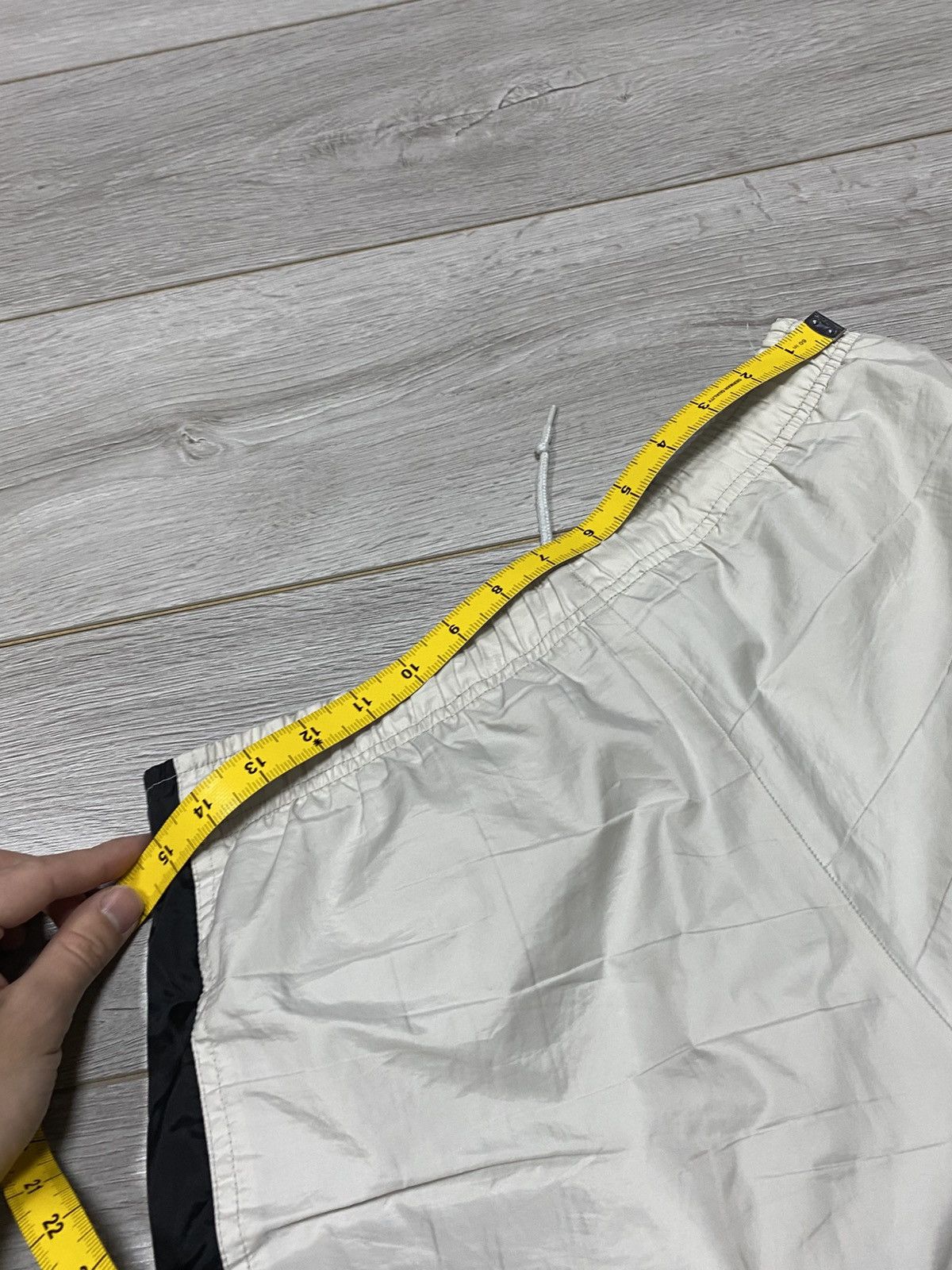 Nike Nike vintage parachute nylon big swoosh pants stripes Size US 30 / EU 46 - 15 Thumbnail