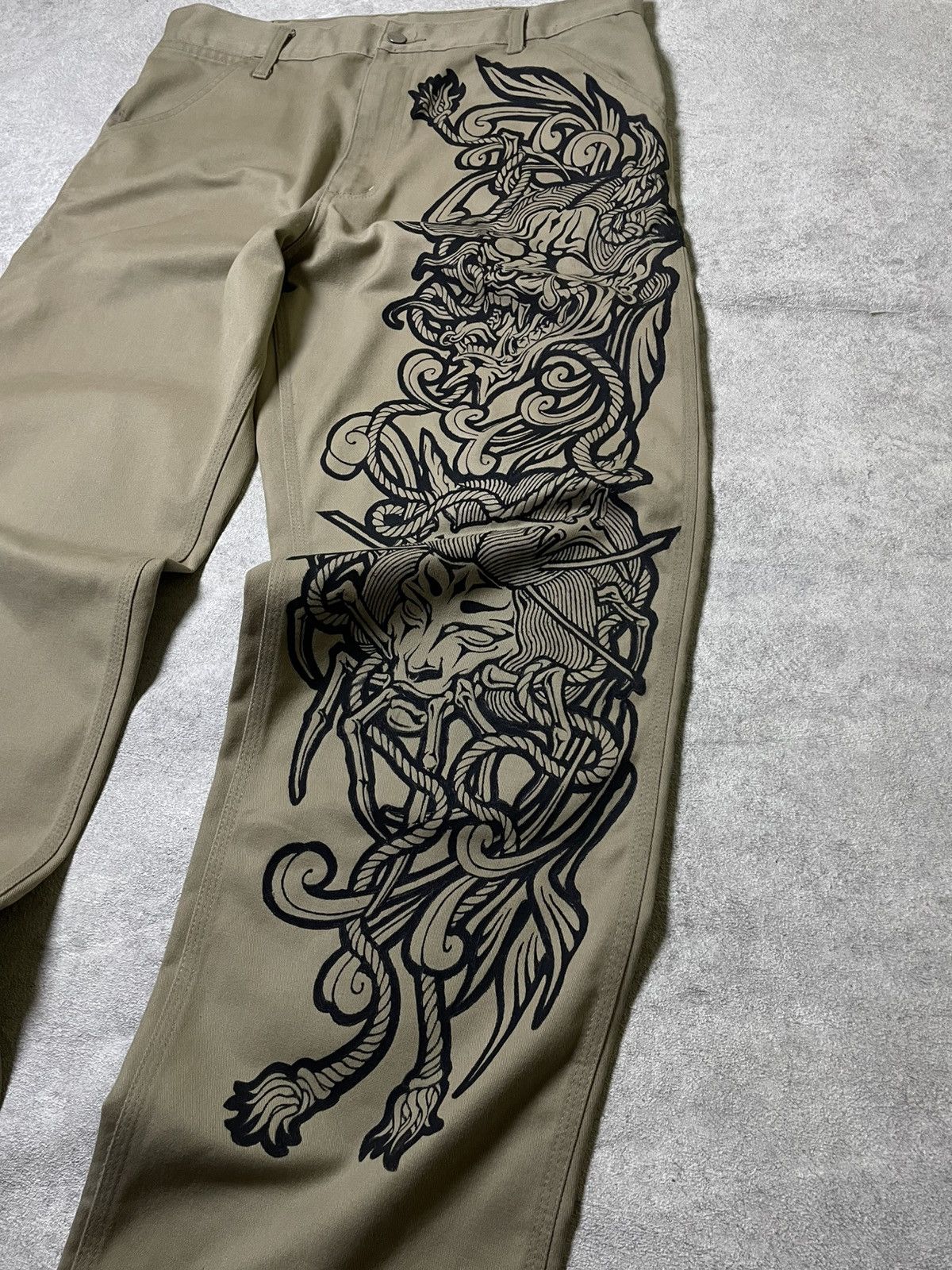 Carhartt 👺ONI/Yokai YAKUZA Y2K Carhartt Castom RARE Vinage Skull☠️ Size US 31 - 4 Thumbnail