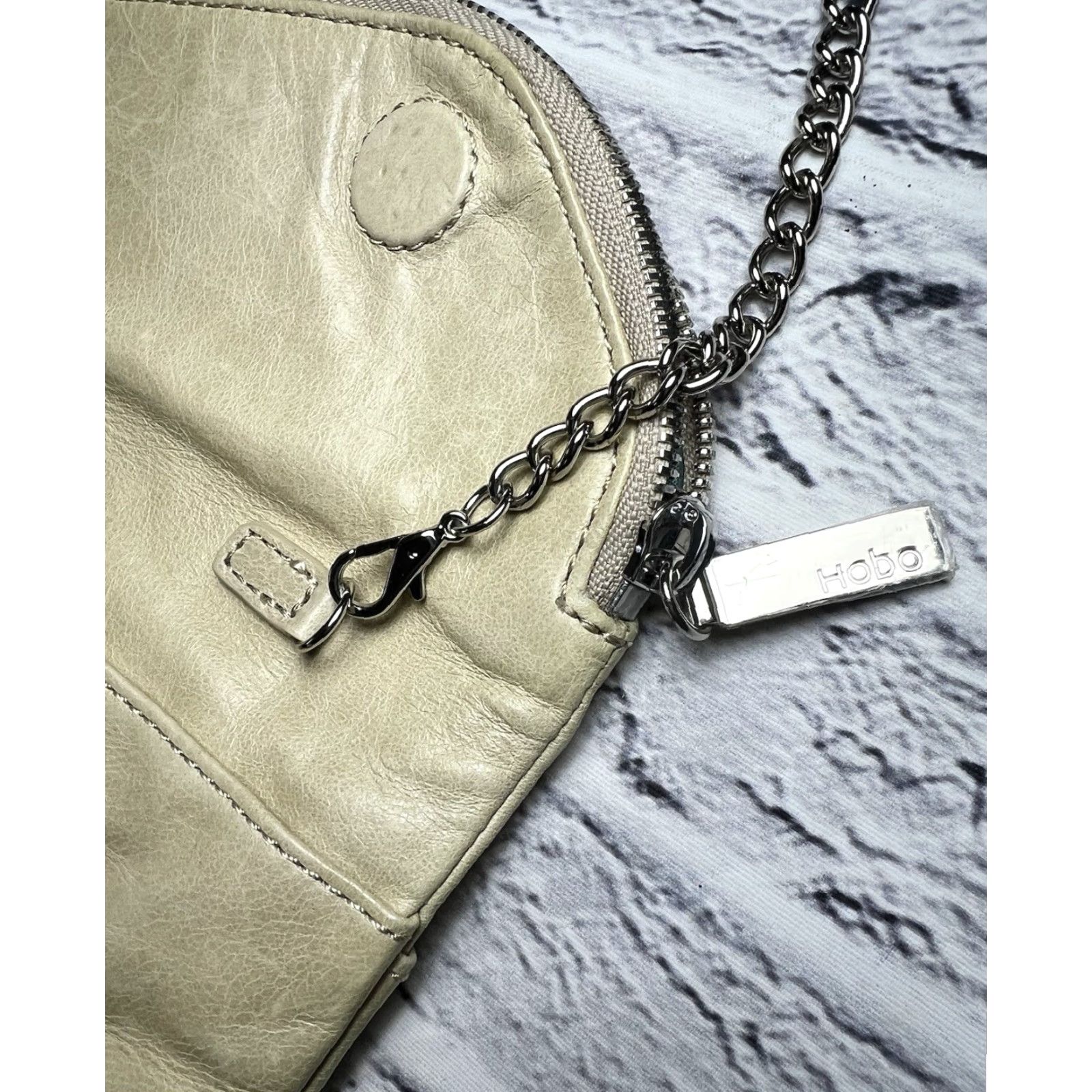 Vintage Hobo Crossbody Bag Beige Leather Folded Removable Chain Strap Clutch Small Tan Exterior Pattern: Solid Vintage No | Women Size ONE SIZE - 4 Thumbnail