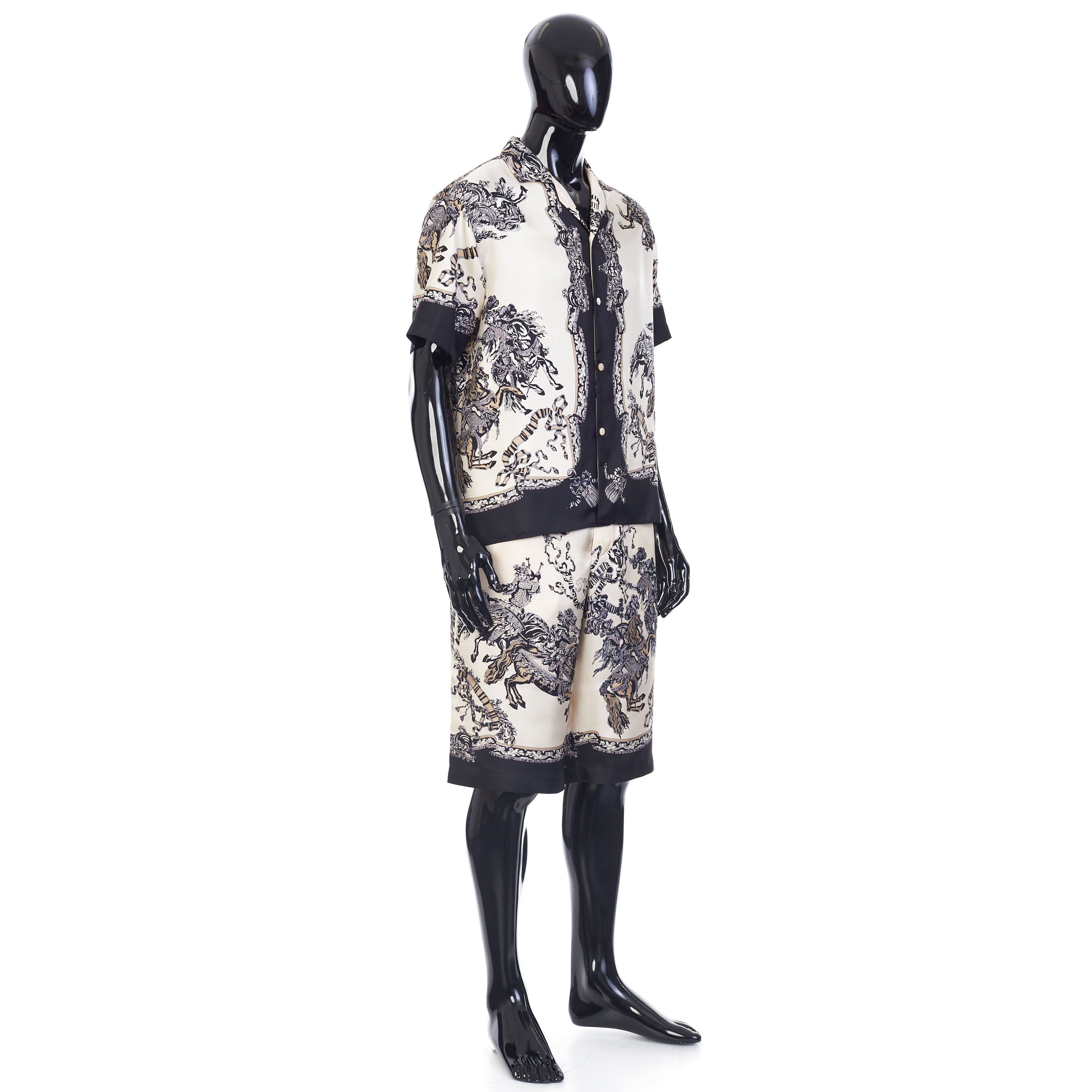 Gucci Bowling Shirt In Ivory And Black Printed Silk Size US M / EU 48-50 / 2 - 8 Thumbnail