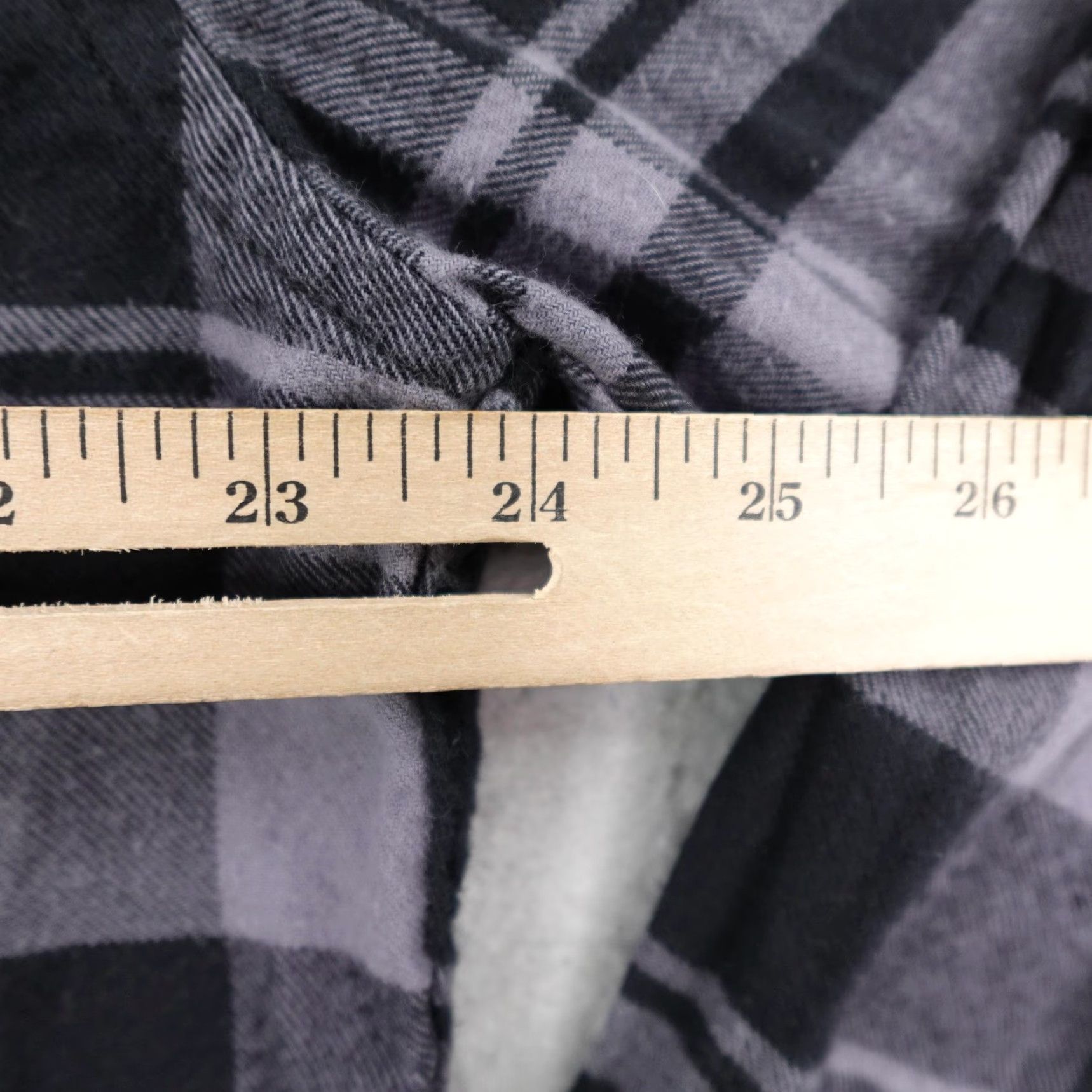 Disney Disney Star Wars Stormtrooper Flannel Button-Up Shirt Men Large Gray Plaid Size US L / EU 52-54 / 3 - 7 Thumbnail