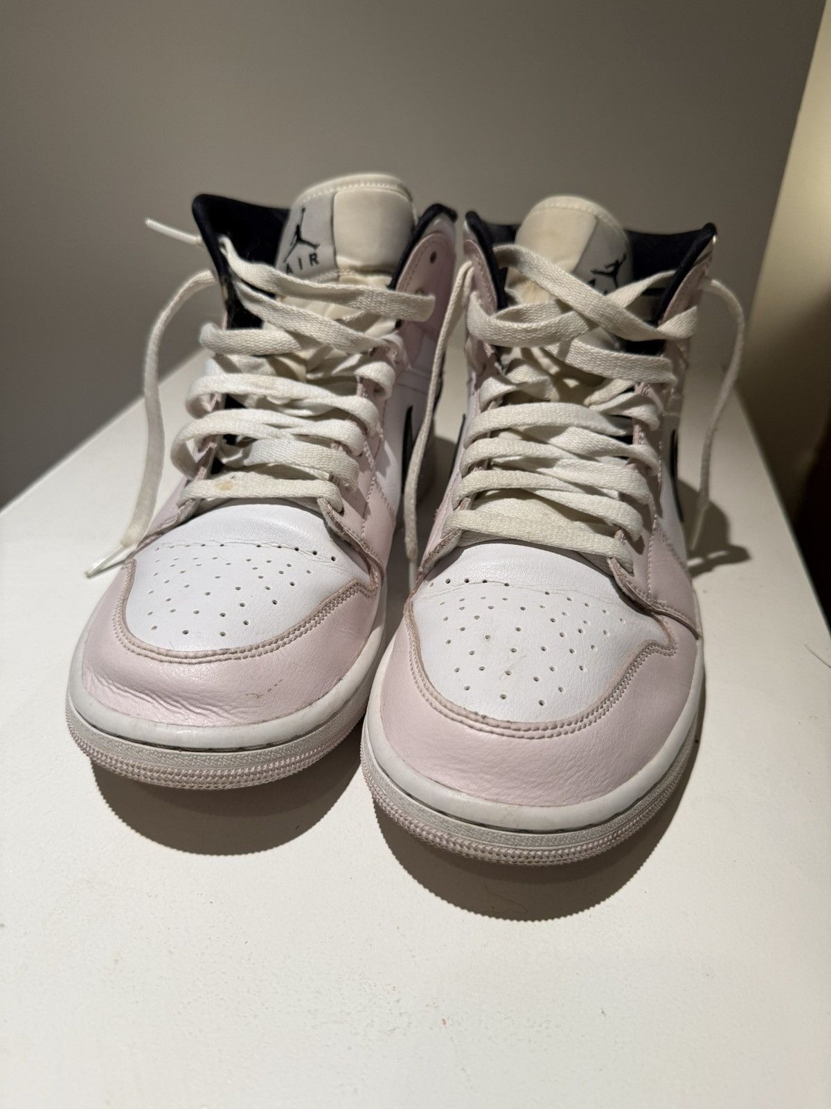 Jordan Brand Jordan 1 Mid Barely Rose Size US 11.5 / IT 41.5 - 2 Thumbnail