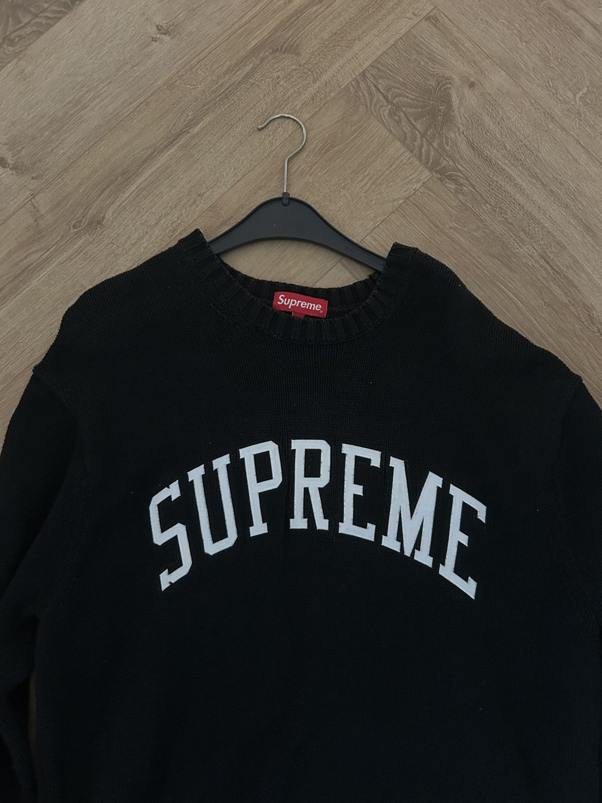 Supreme Supreme Logo Knit Size US XL / EU 56 / 4 - 2 Thumbnail