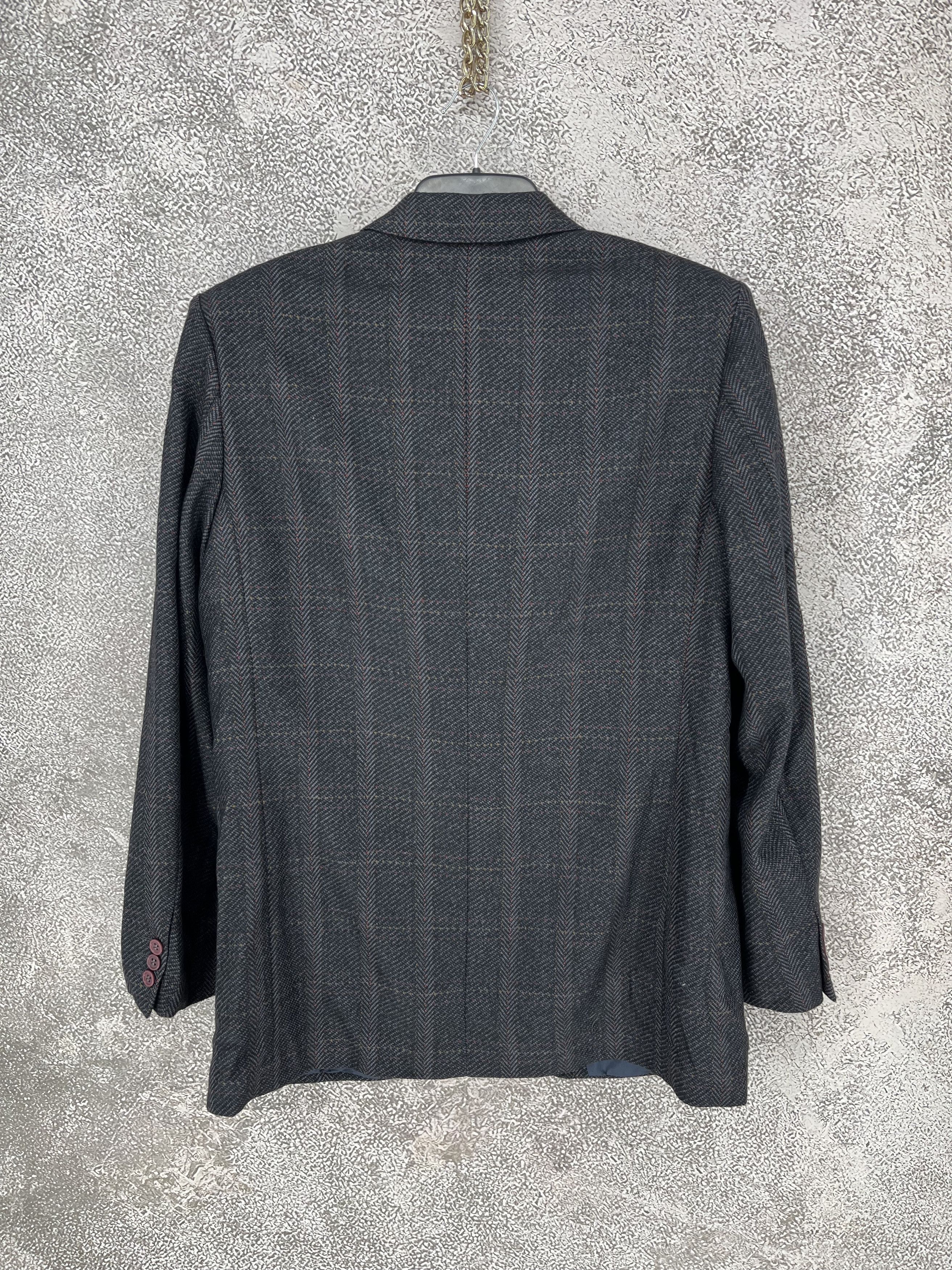 Hugo Boss Vintage Hugo Boss Paris Blazer — Two Button Classic Size 40S - 6 Thumbnail