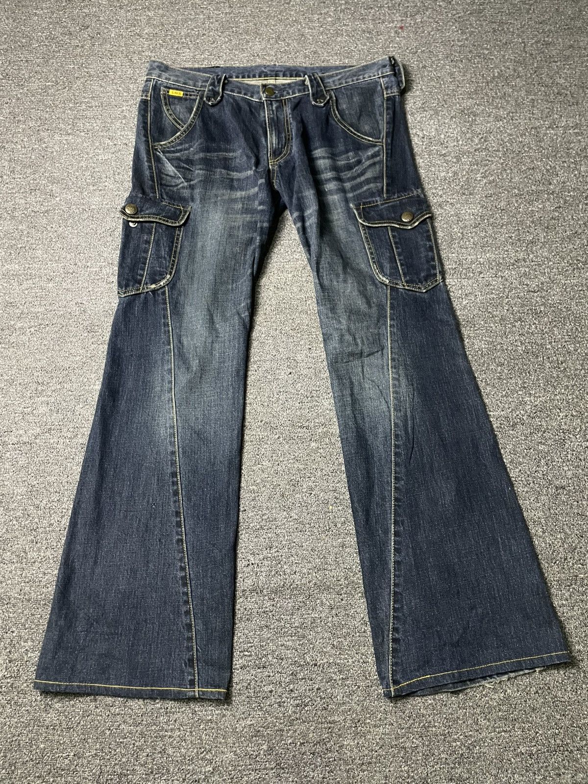 Lee × Vintage Vintage LEE Bootcut Cargo Flare Jeans (93) Size US 35 - 1 Thumbnail
