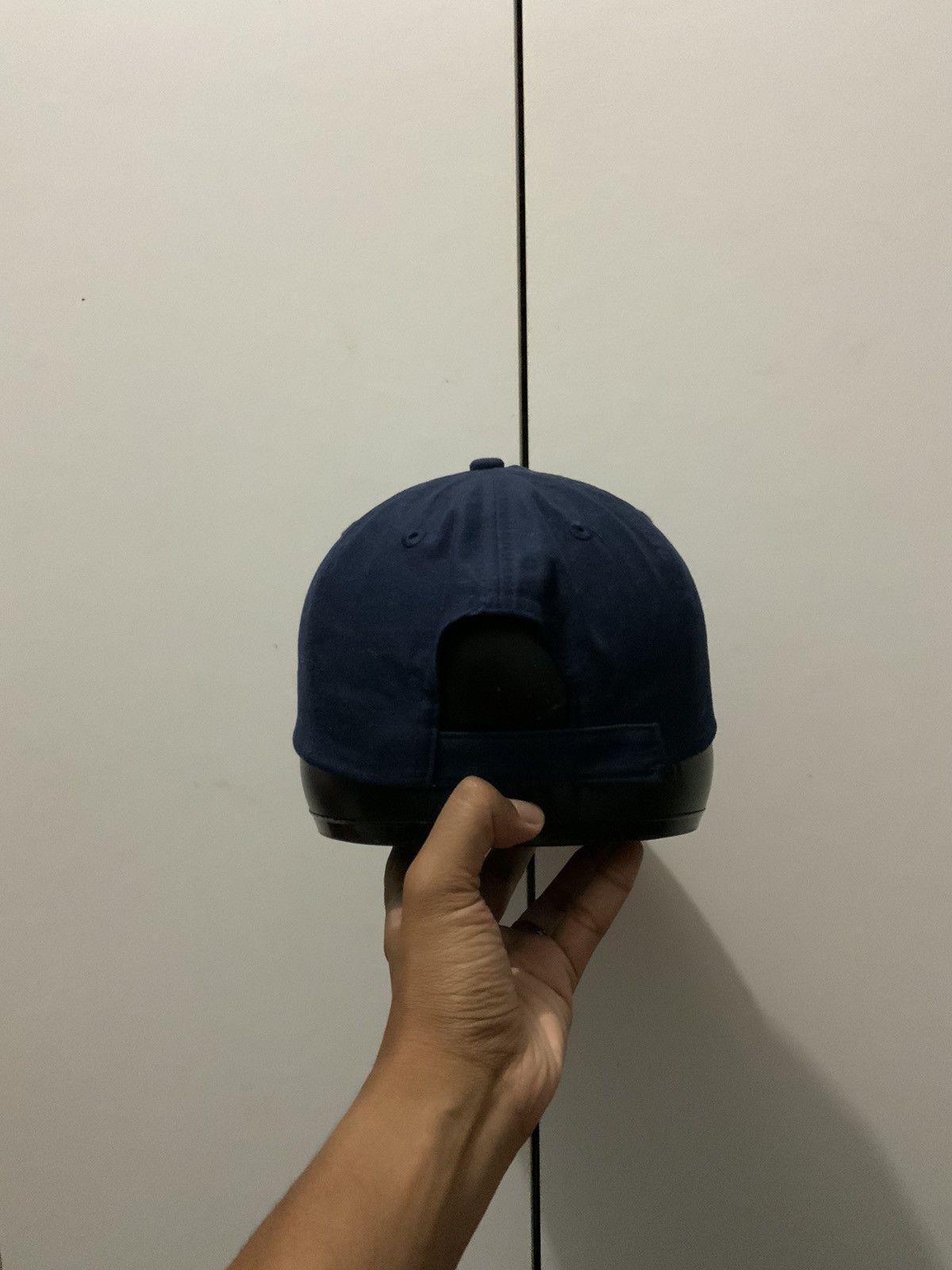 Japanese Brand Formula 1 Singapore Airlines Grandprix Hat Size ONE SIZE - 3 Thumbnail