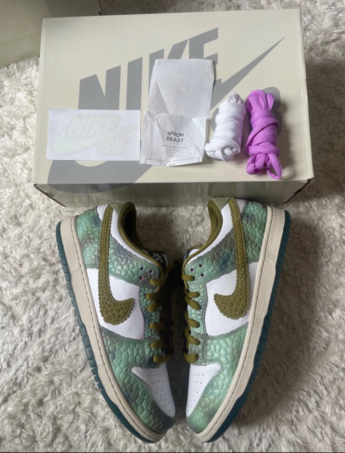 Nike SB Nike sb dunk low Alexis sablone chameleon Size US 11.5 / EU 44-45 - 1 Thumbnail