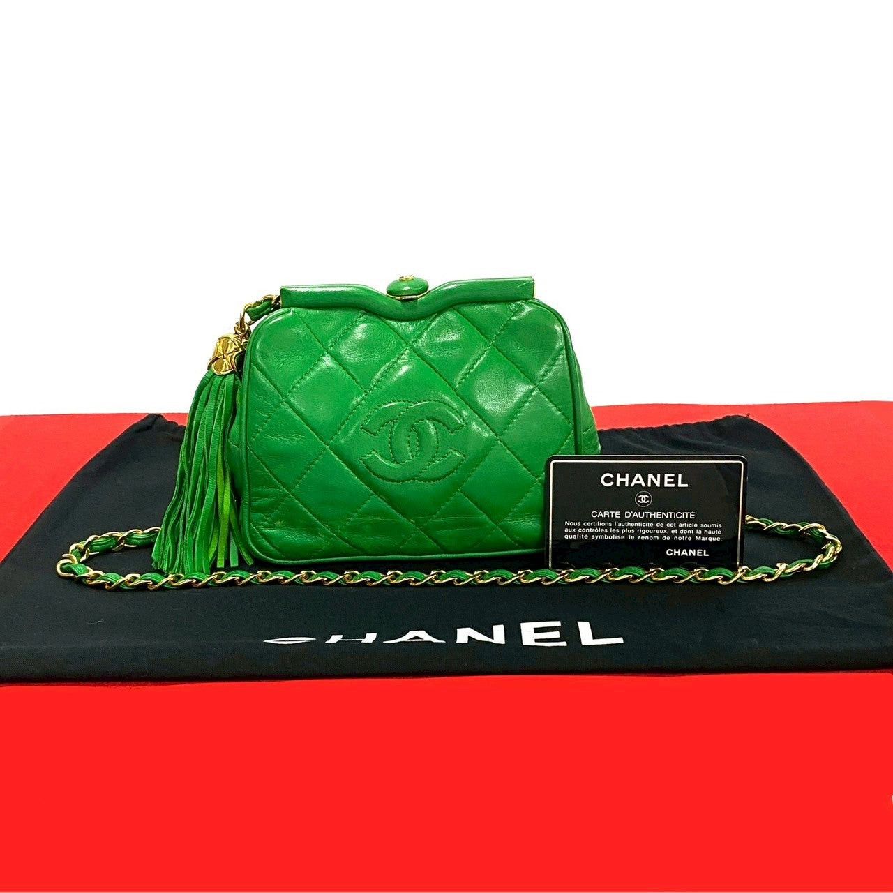 Chanel Chanel Shoulder Bag Green Leather Size ONE SIZE - 1 Thumbnail