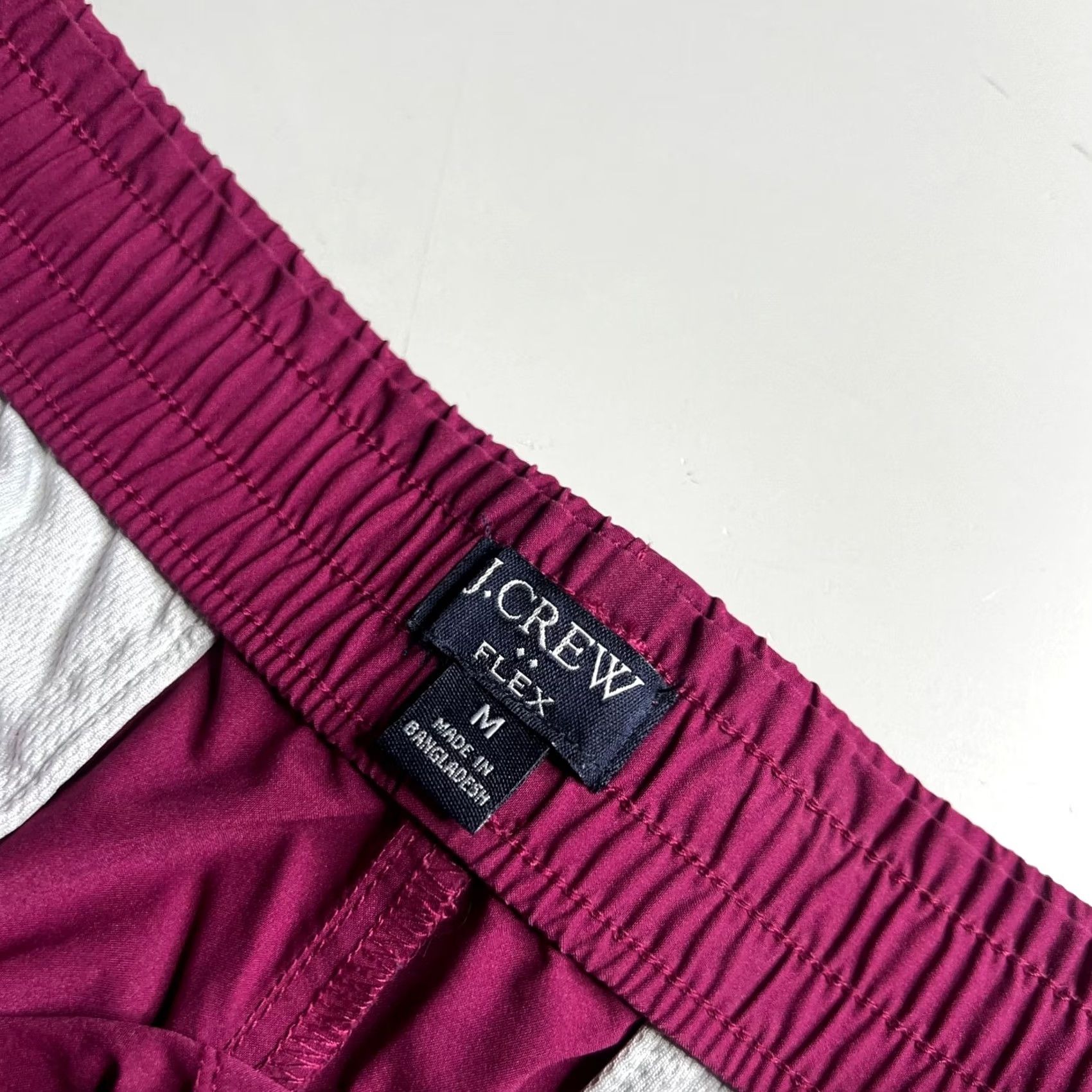 J.Crew J.Crew Flex Shorts Mens Medium Berry Purple Elastic Waist Drawstring Size US 31 - 4 Thumbnail