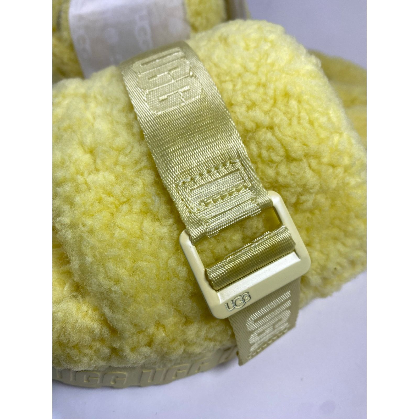 Ugg UGG Fluffita Yellow Slippers NWT W10 Size US 10 / IT 40 - 5 Thumbnail